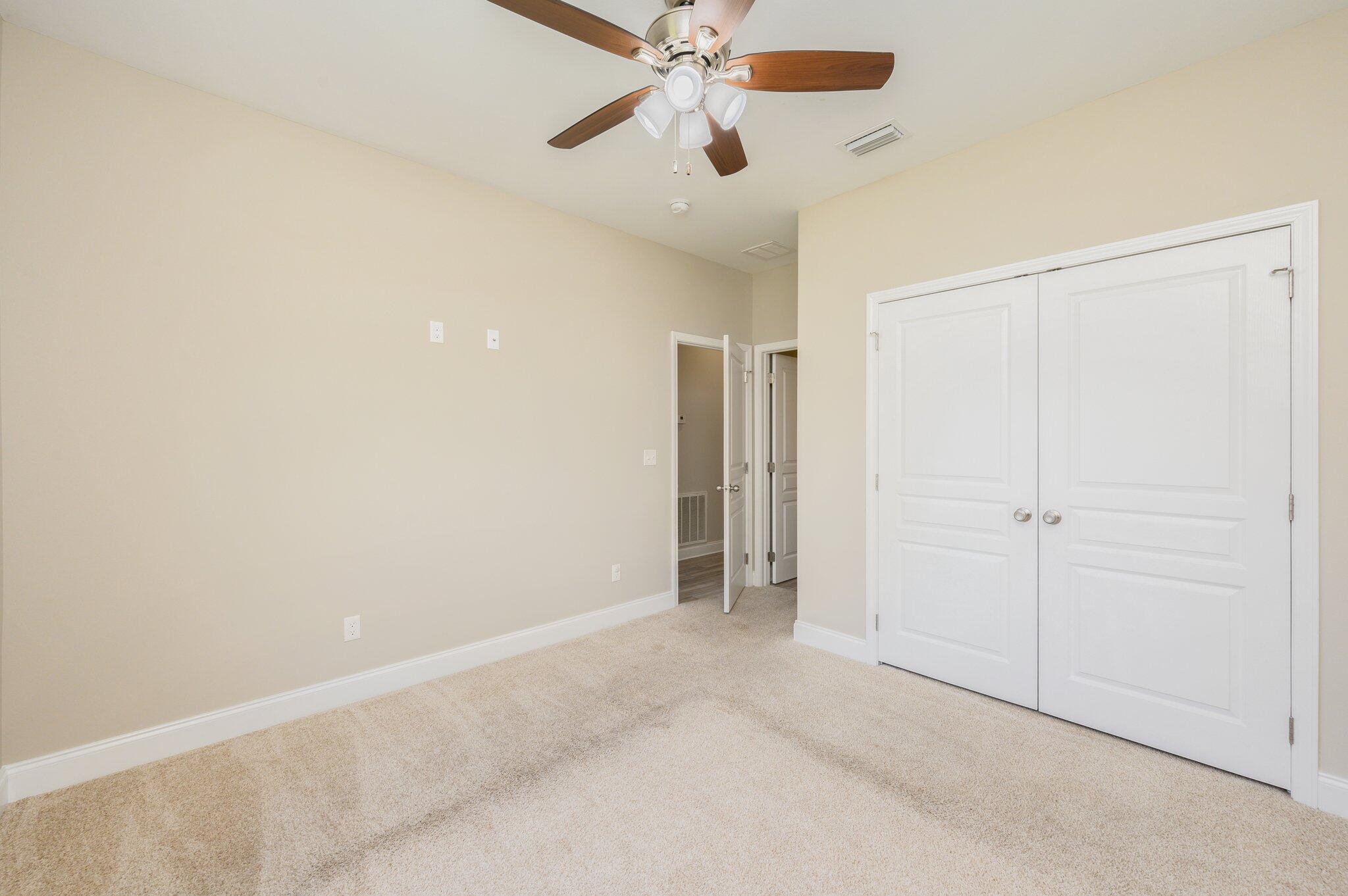 CRESCENT SHORES - Residential