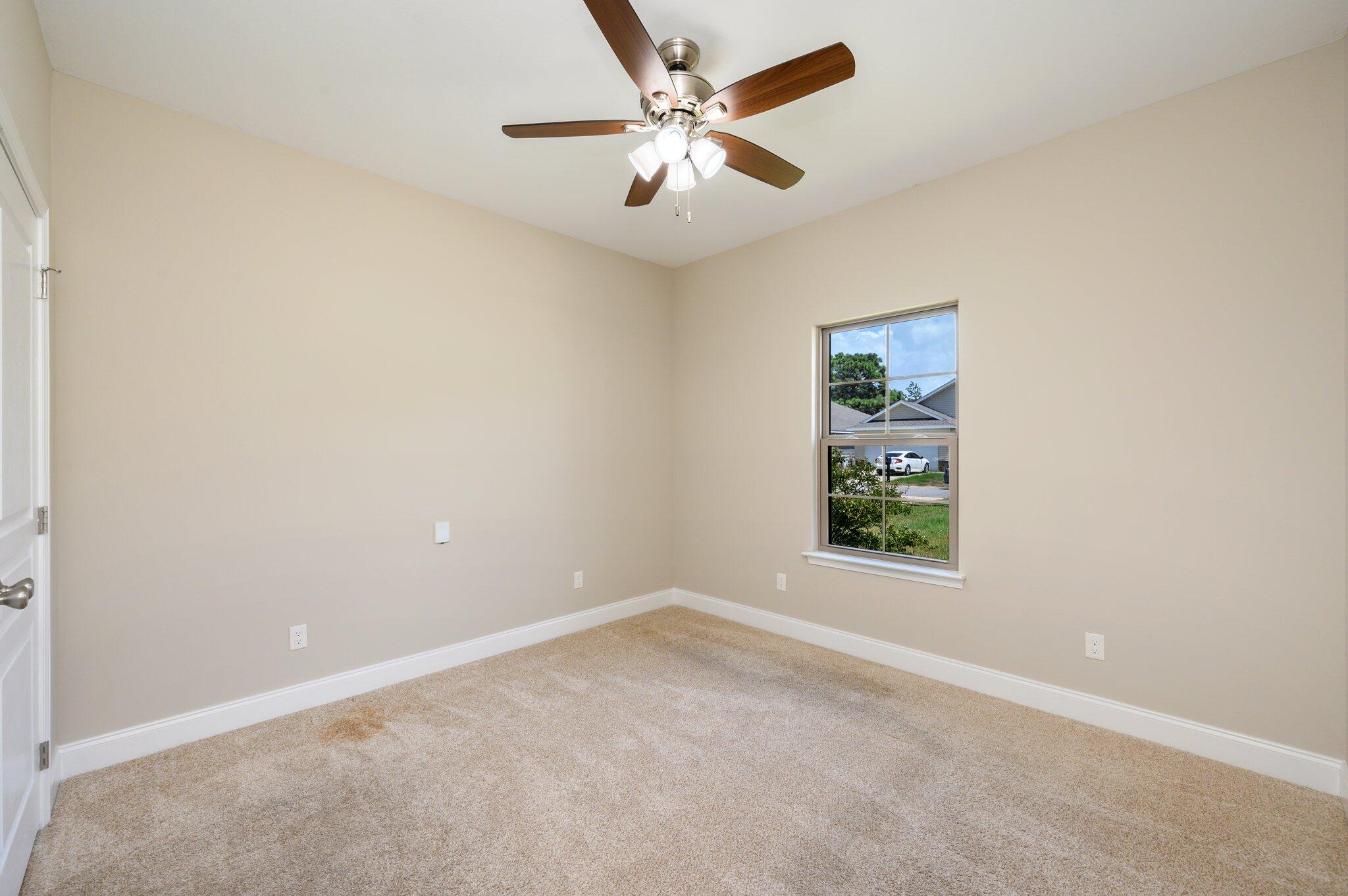 CRESCENT SHORES - Residential