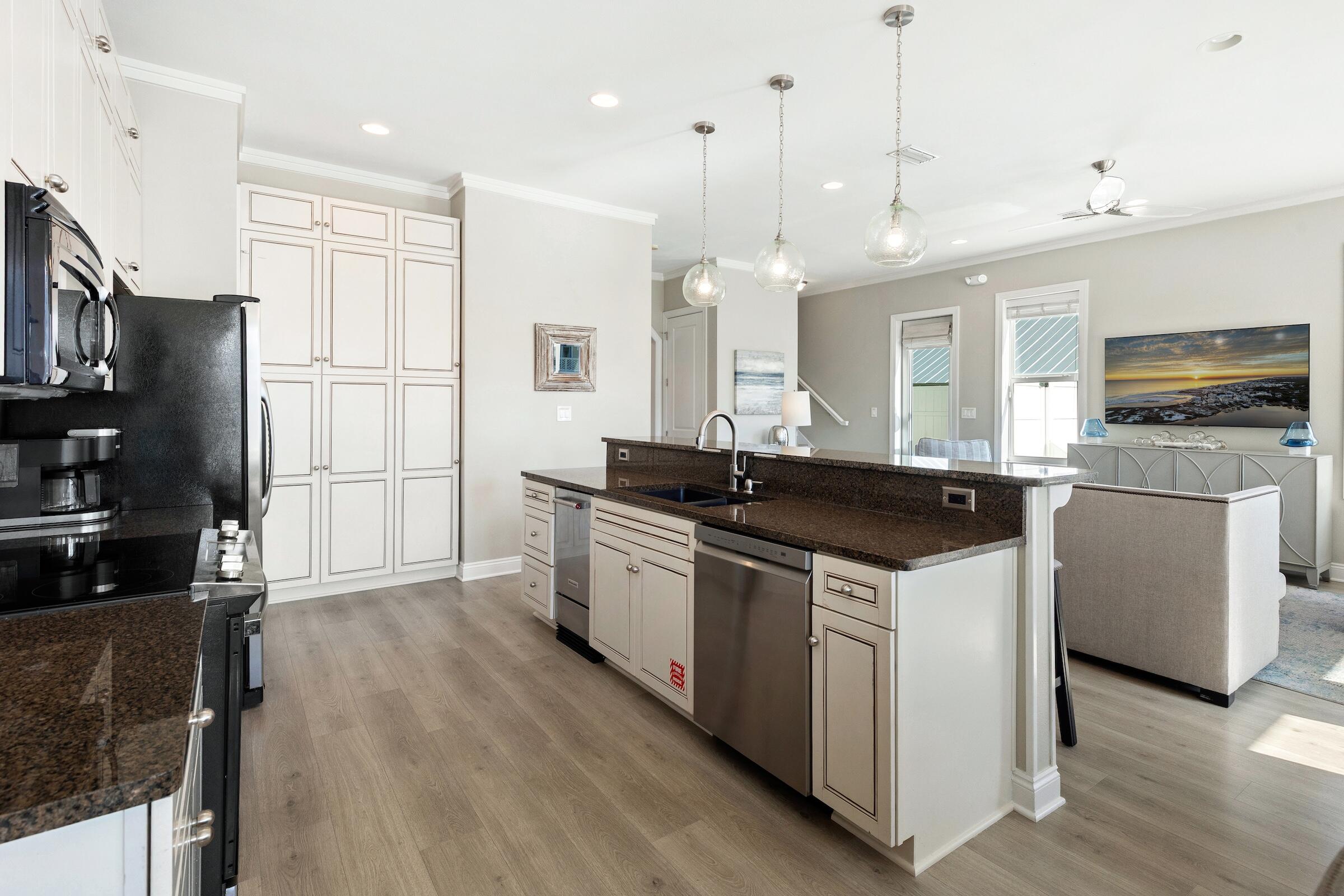 GRAYTON BEACH - Residential