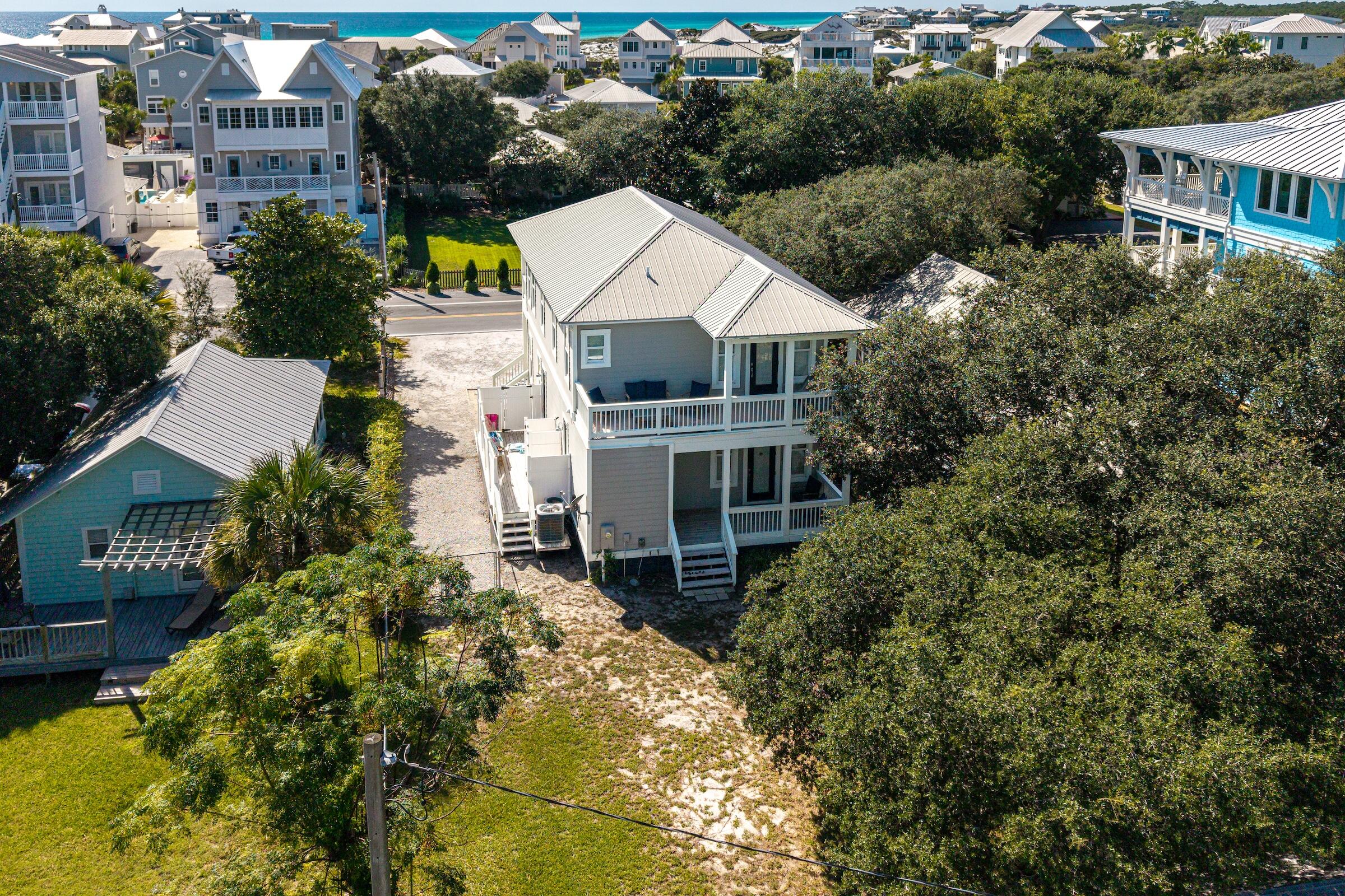 GRAYTON BEACH - Residential