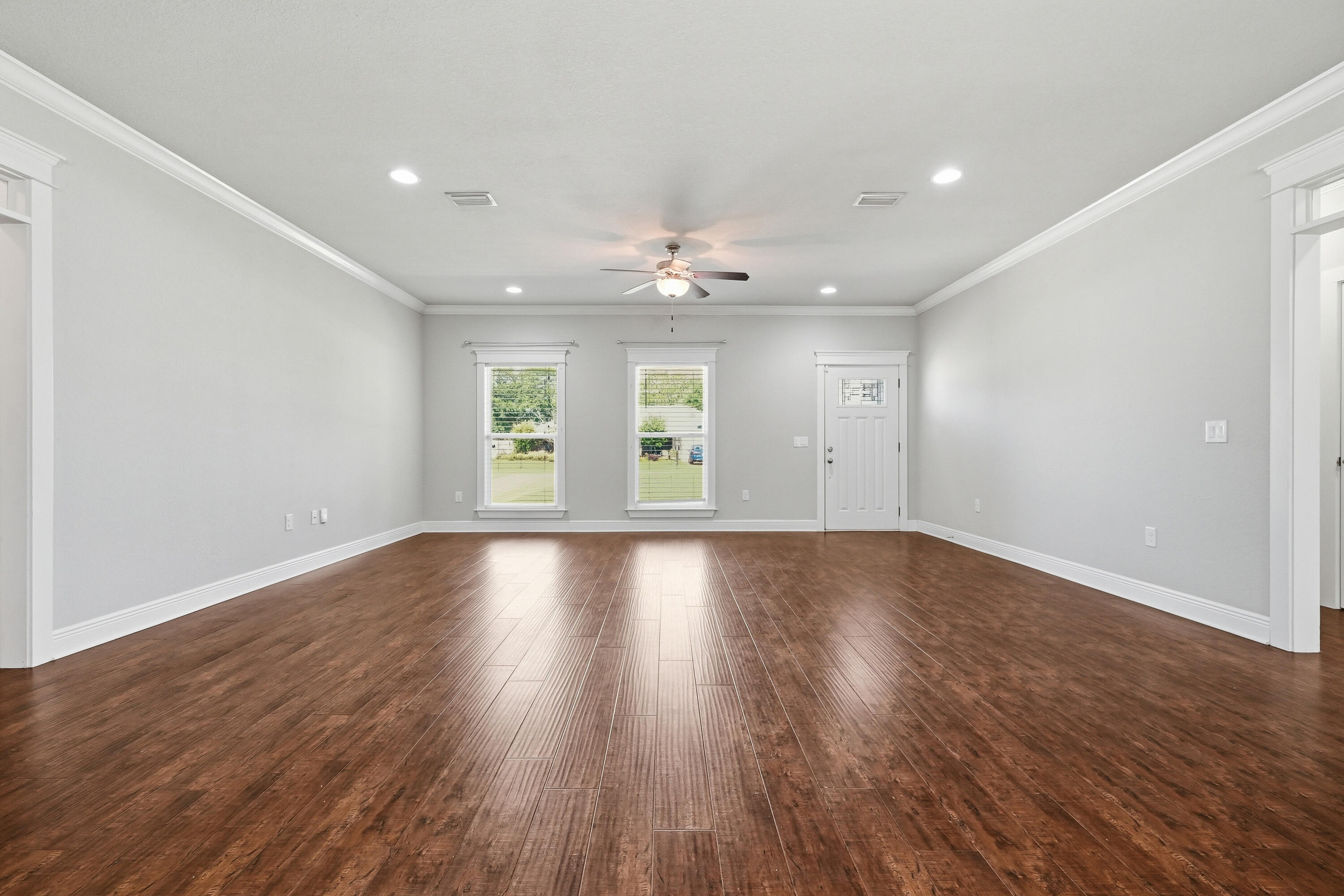 HOLLEY BY THE SEA - Residential