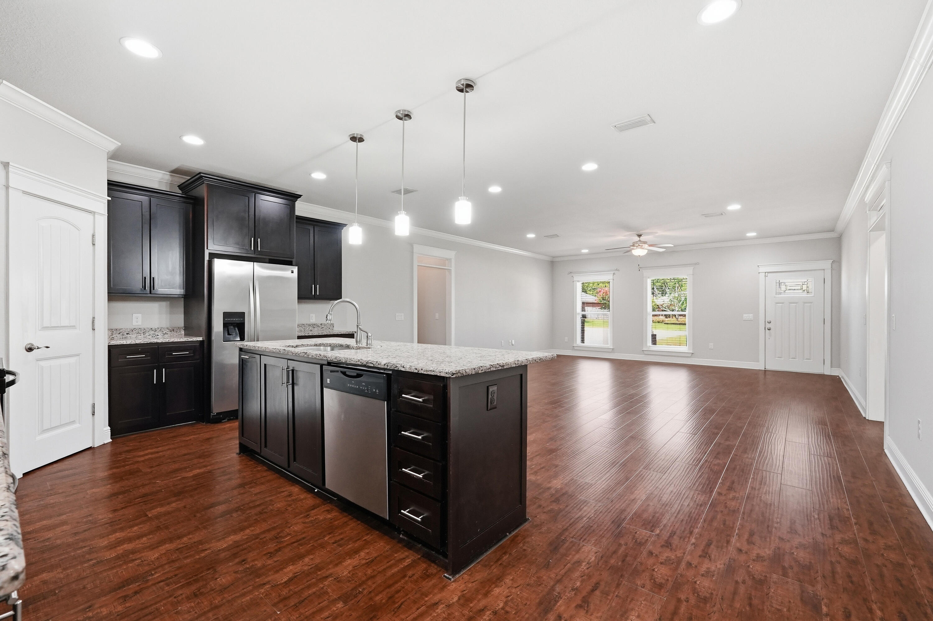 HOLLEY BY THE SEA - Residential