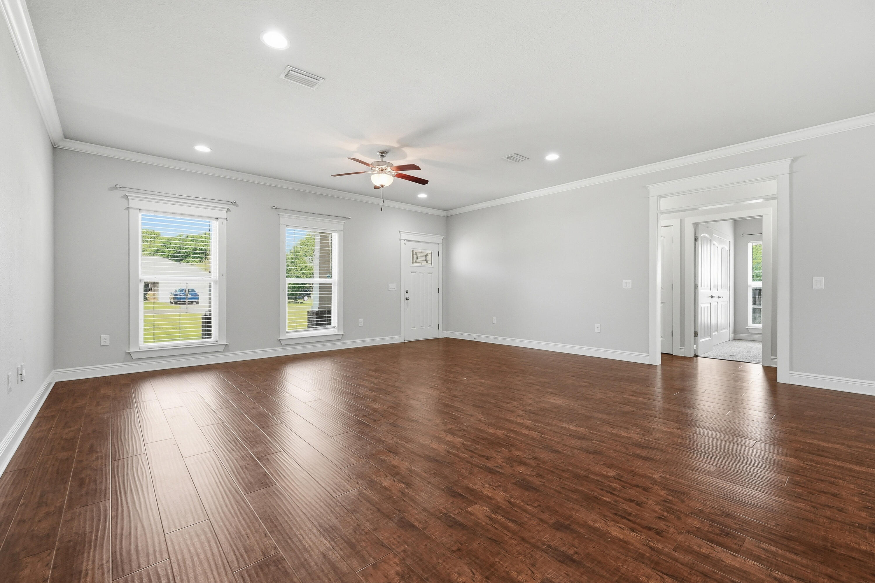 HOLLEY BY THE SEA - Residential