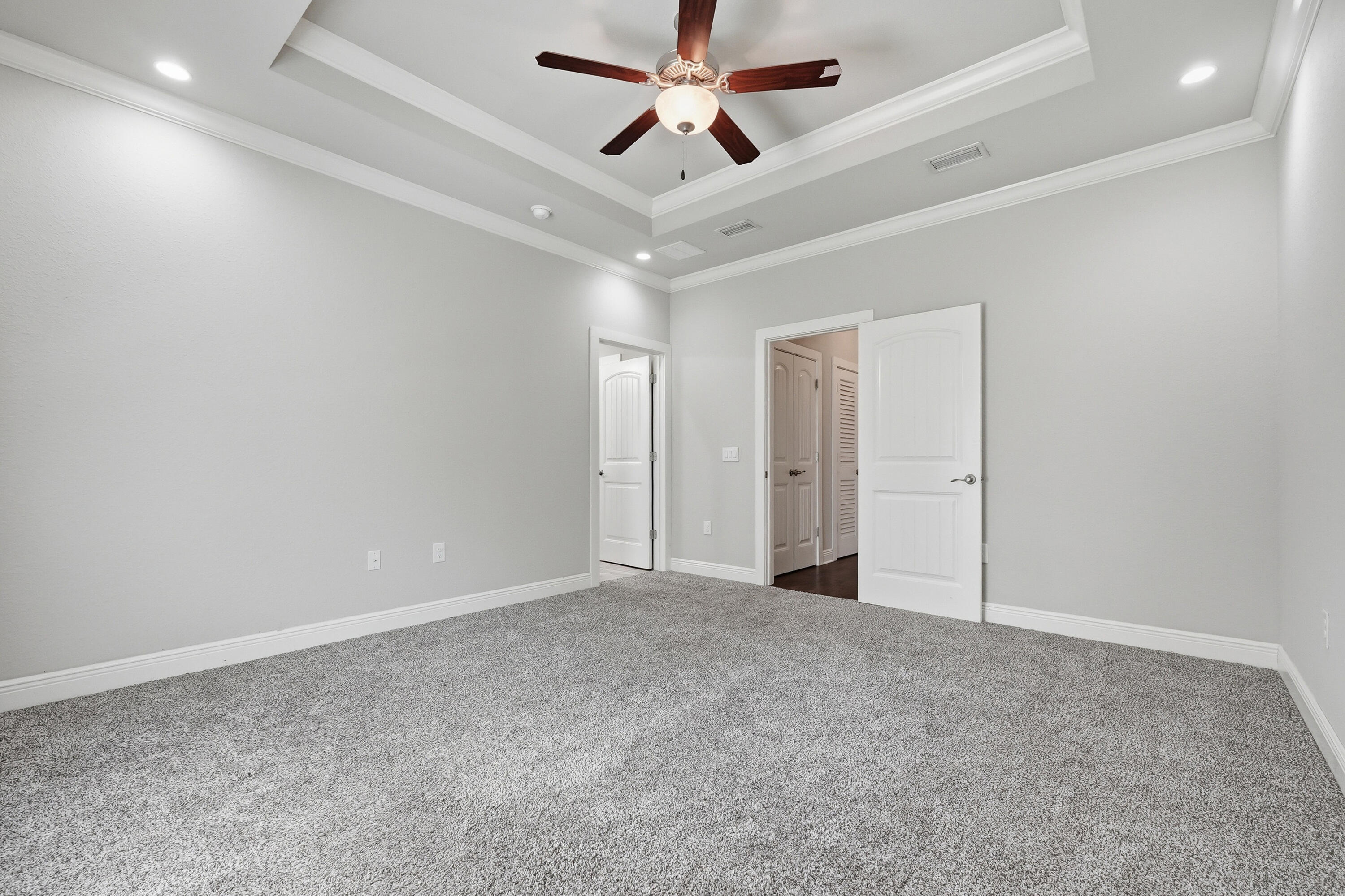 HOLLEY BY THE SEA - Residential