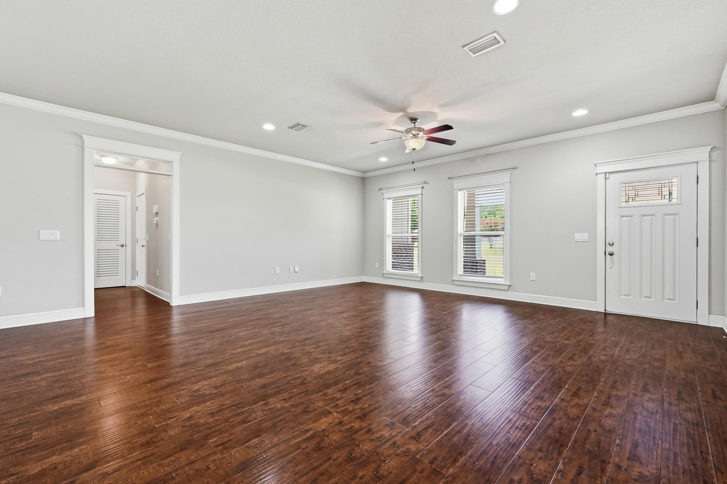 HOLLEY BY THE SEA - Residential