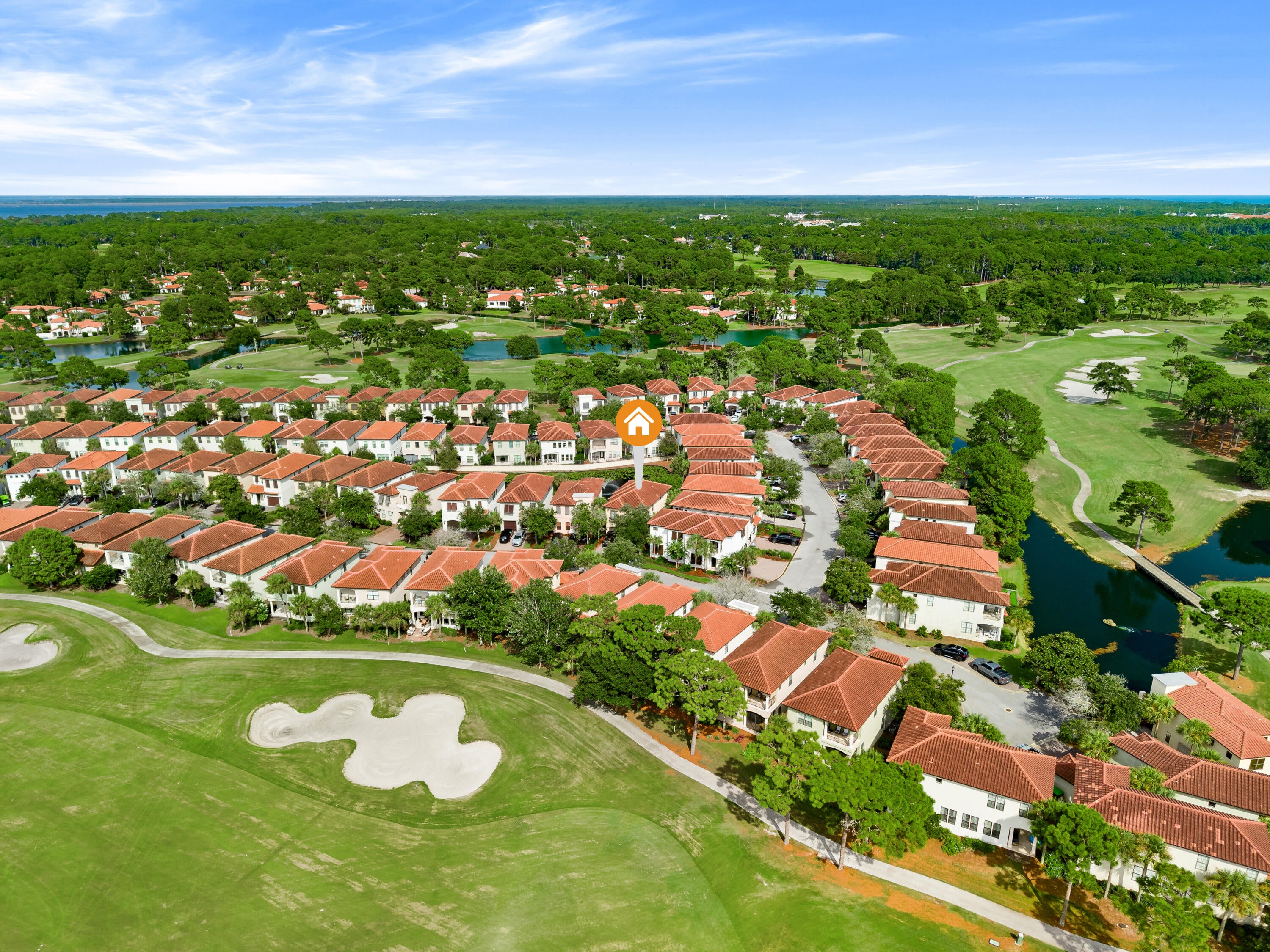 VILLA LAGO - Residential