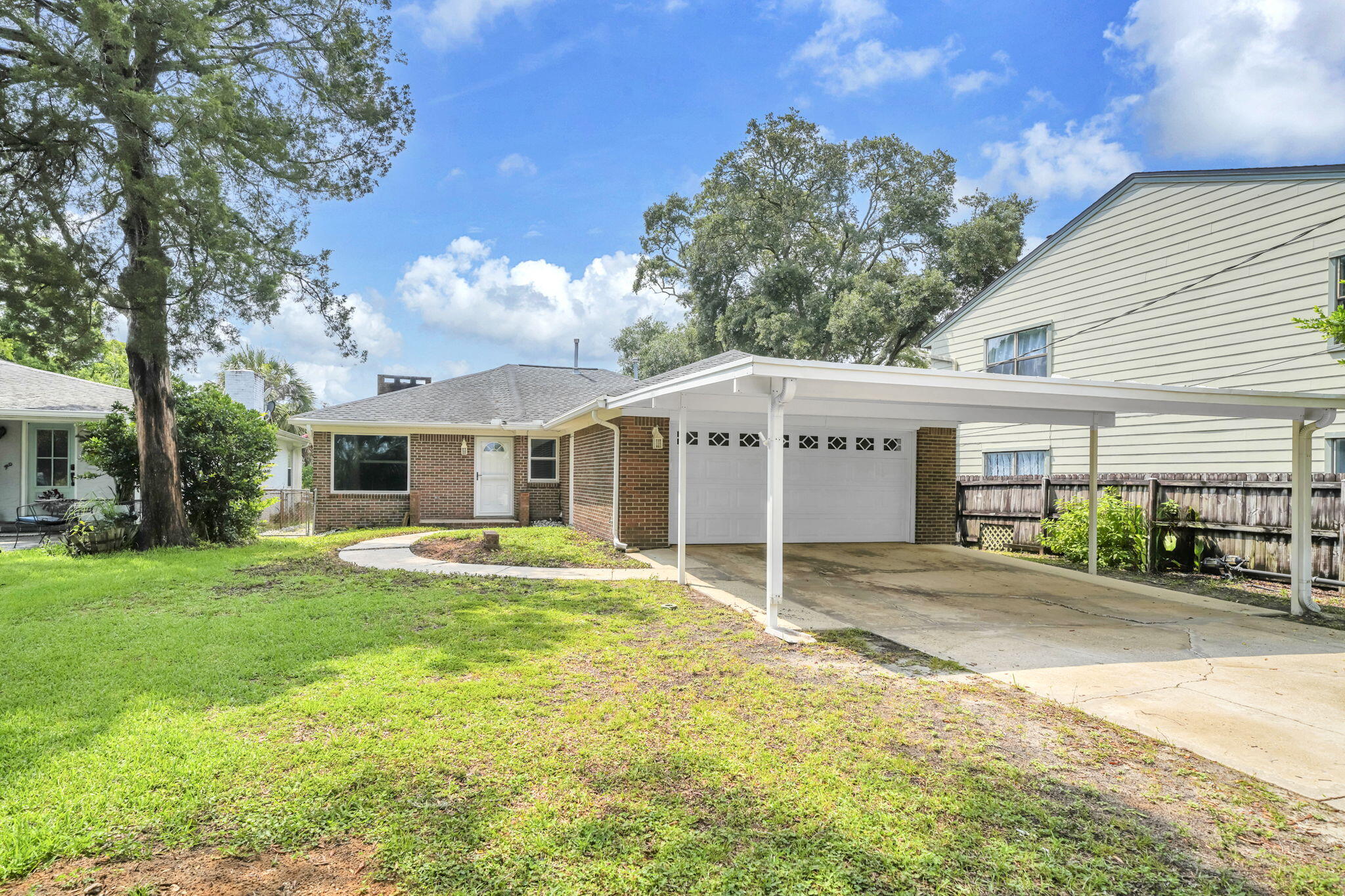 CINCO BAYOU LOTS 8 BLK 6 - Residential