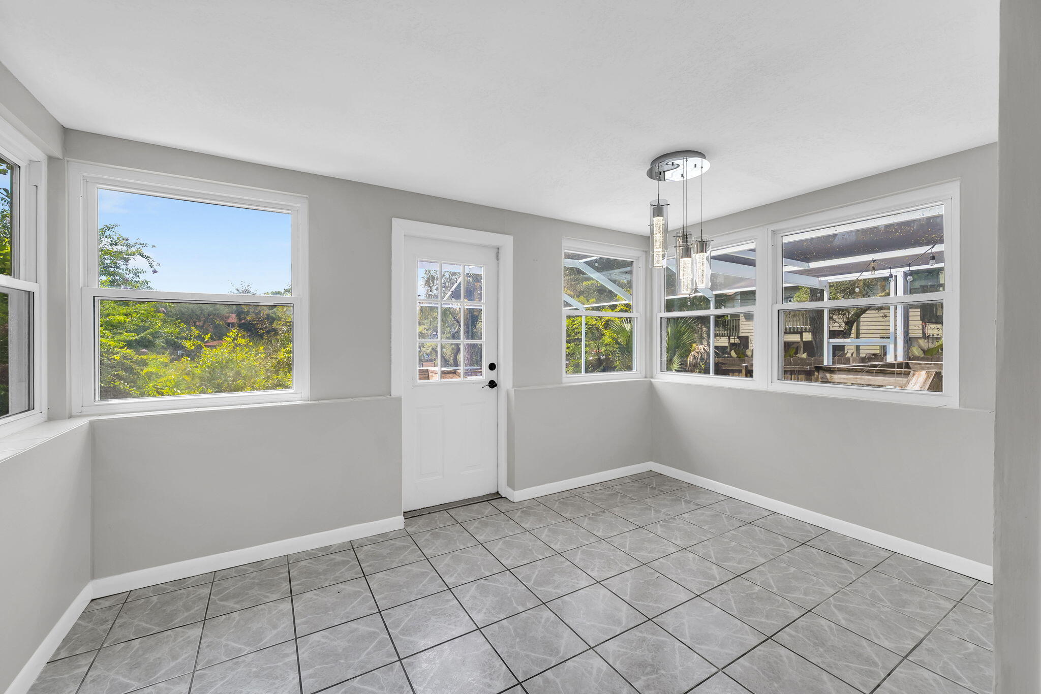CINCO BAYOU LOTS 8 BLK 6 - Residential