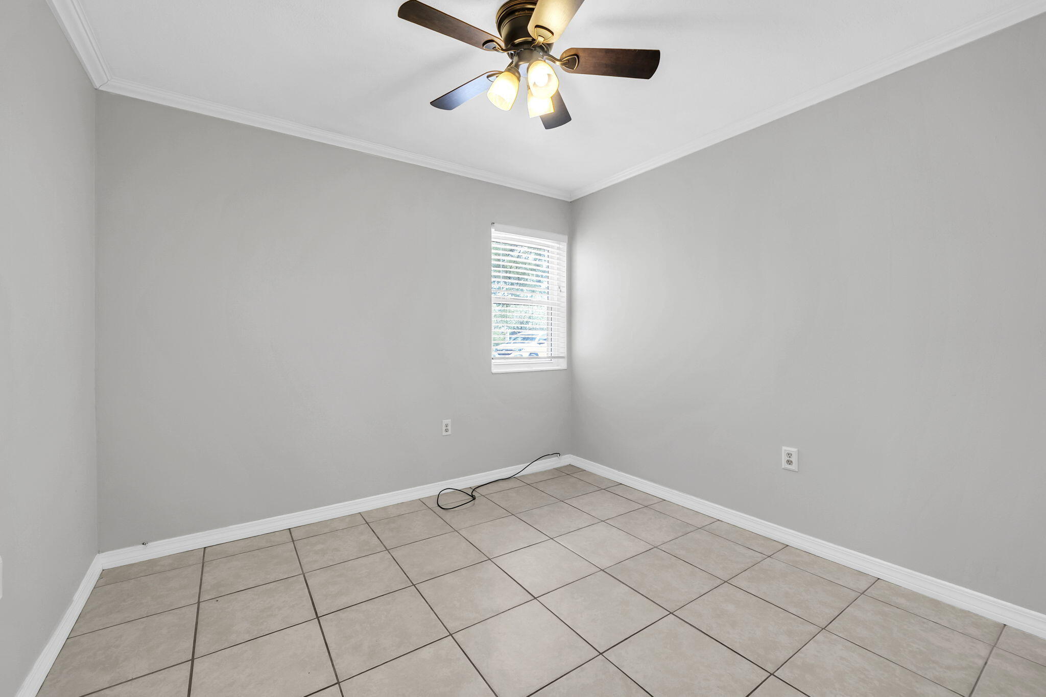 CINCO BAYOU LOTS 8 BLK 6 - Residential