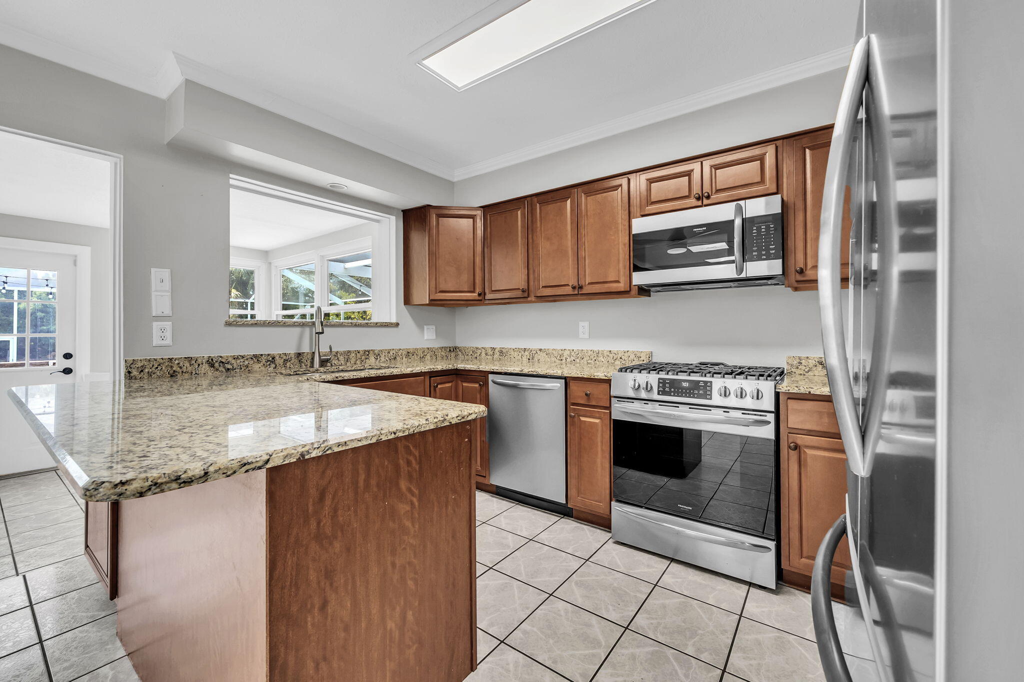 CINCO BAYOU LOTS 8 BLK 6 - Residential