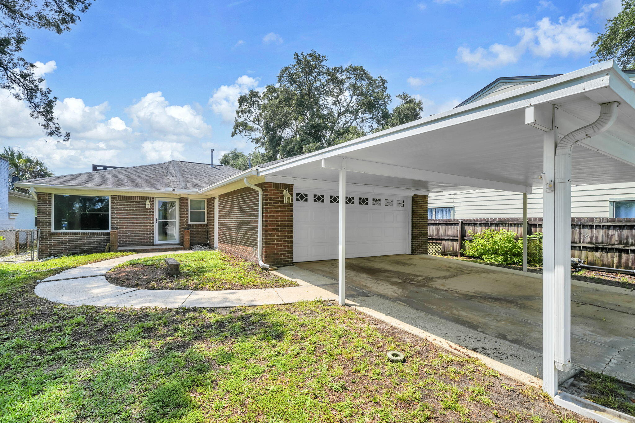 CINCO BAYOU LOTS 8 BLK 6 - Residential