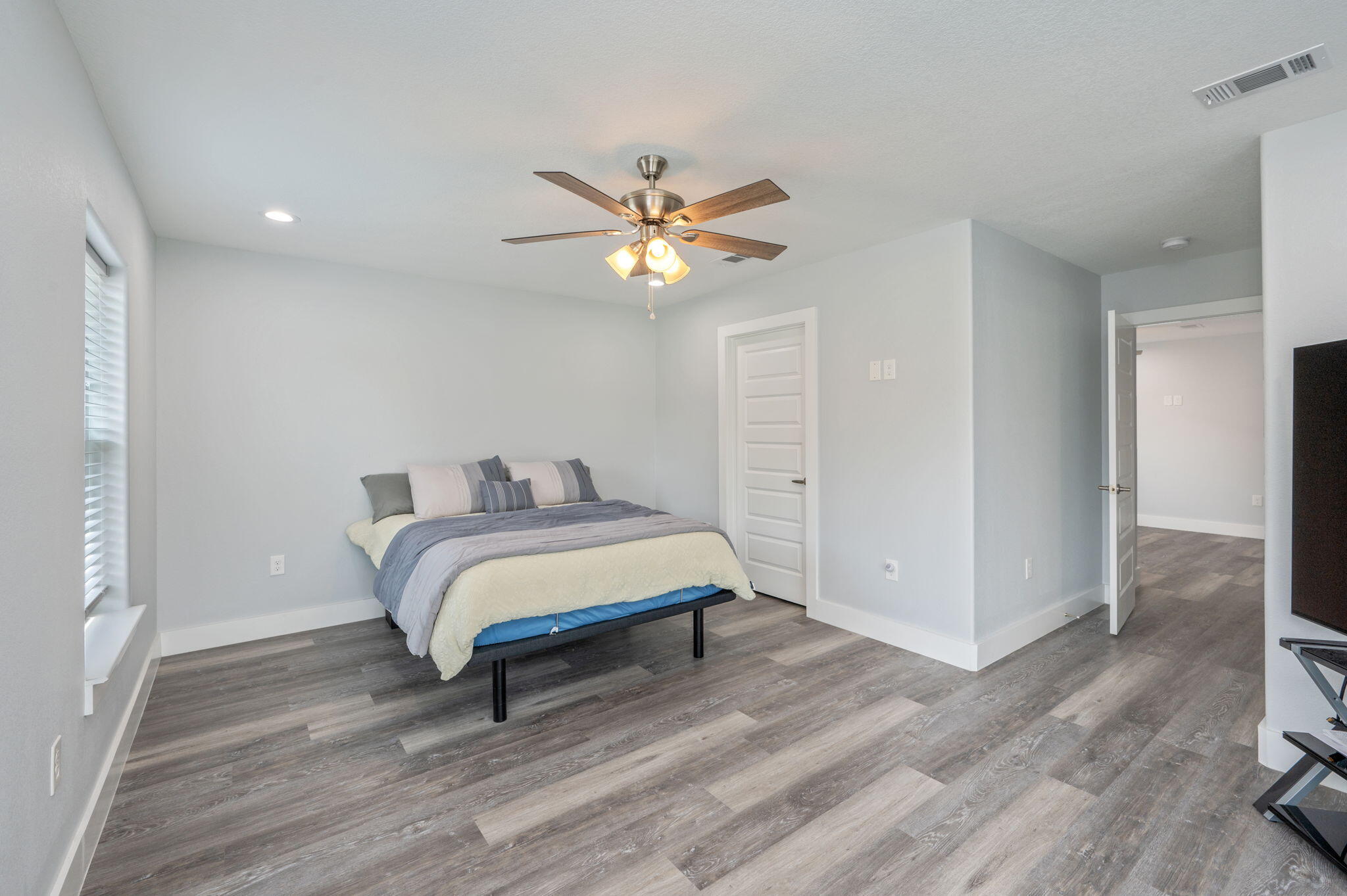 DUGGAN POND - Residential