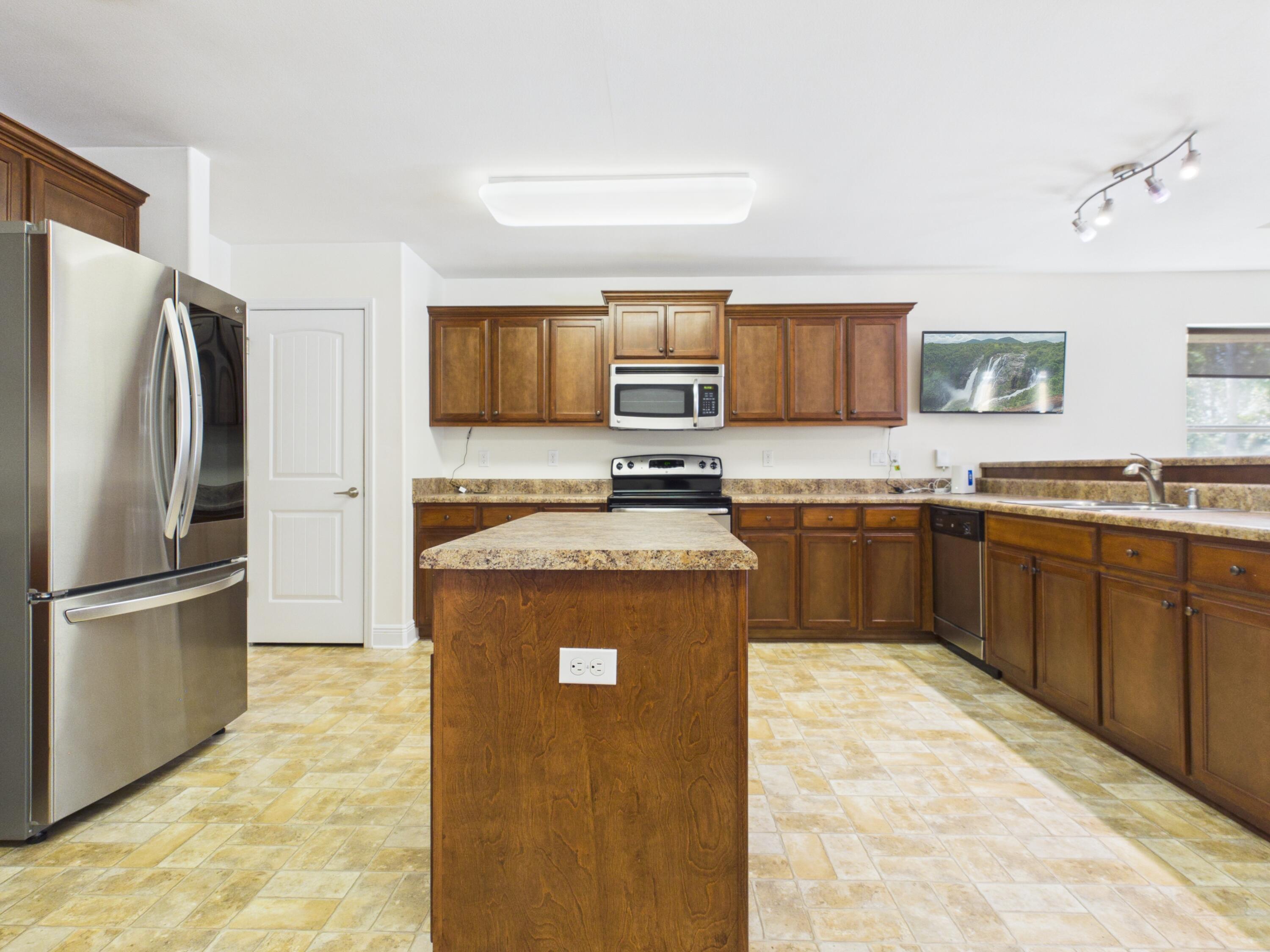 HOLLEY BY THE SEA - Residential