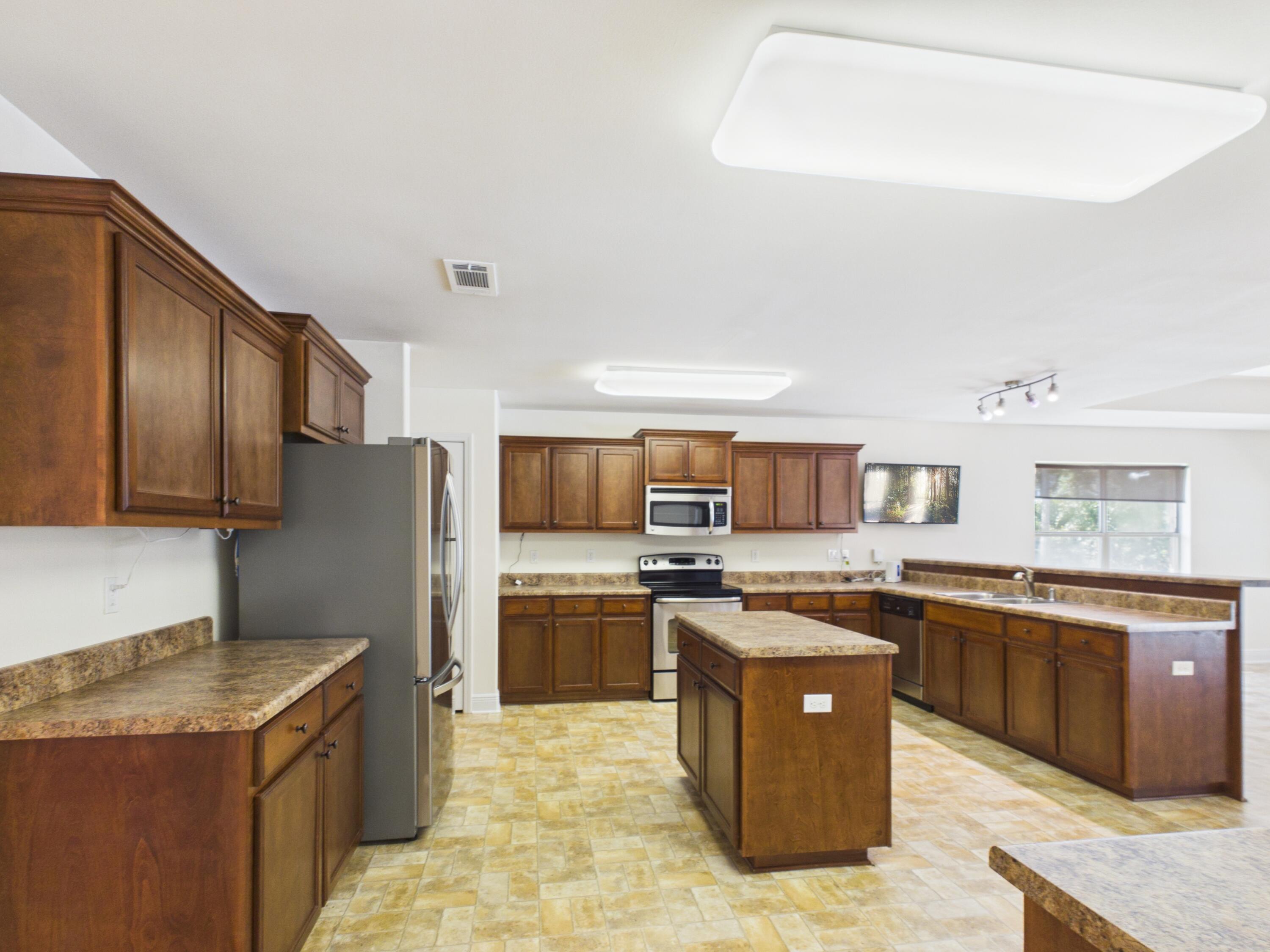 HOLLEY BY THE SEA - Residential