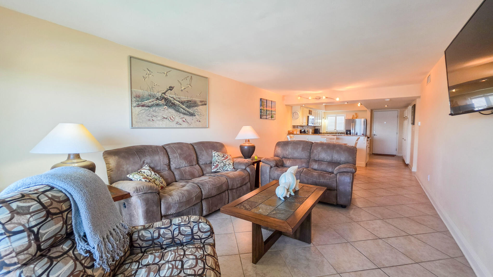 EL MATADOR CONDO - Residential