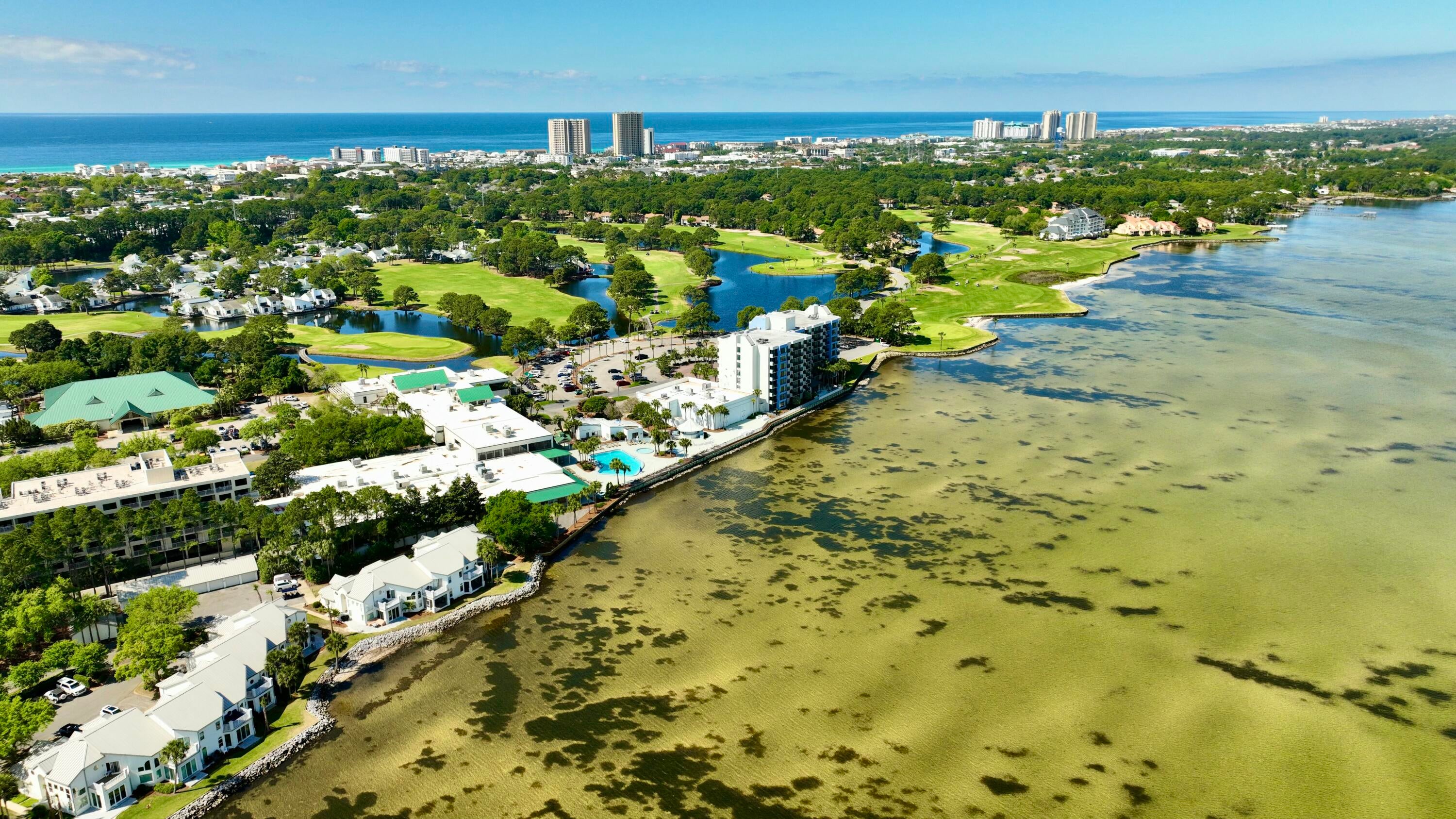 BAYSIDE CONDO SANDESTIN - Residential