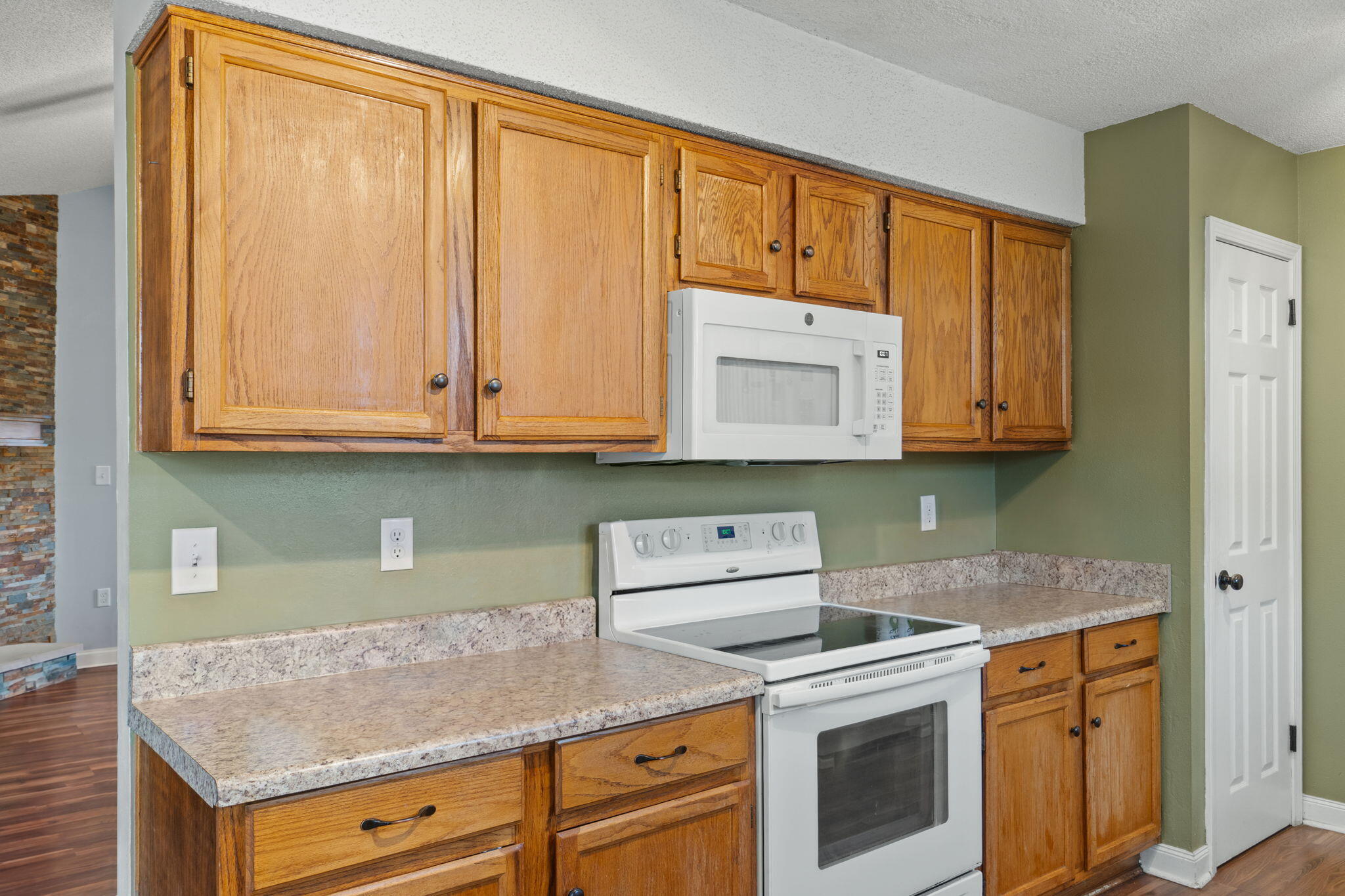 FALCON ESTATES PH 3 - Residential