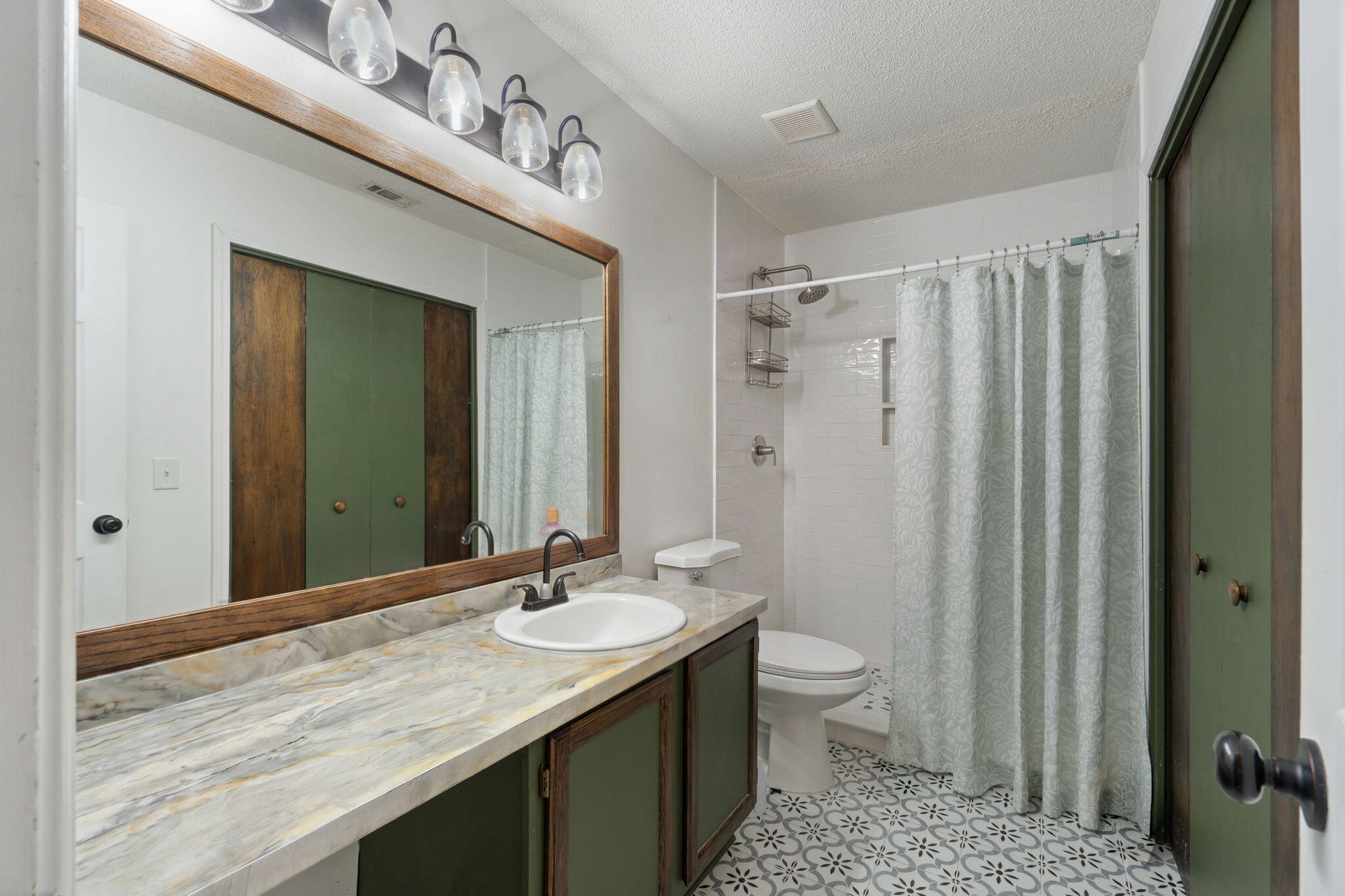 FALCON ESTATES PH 3 - Residential