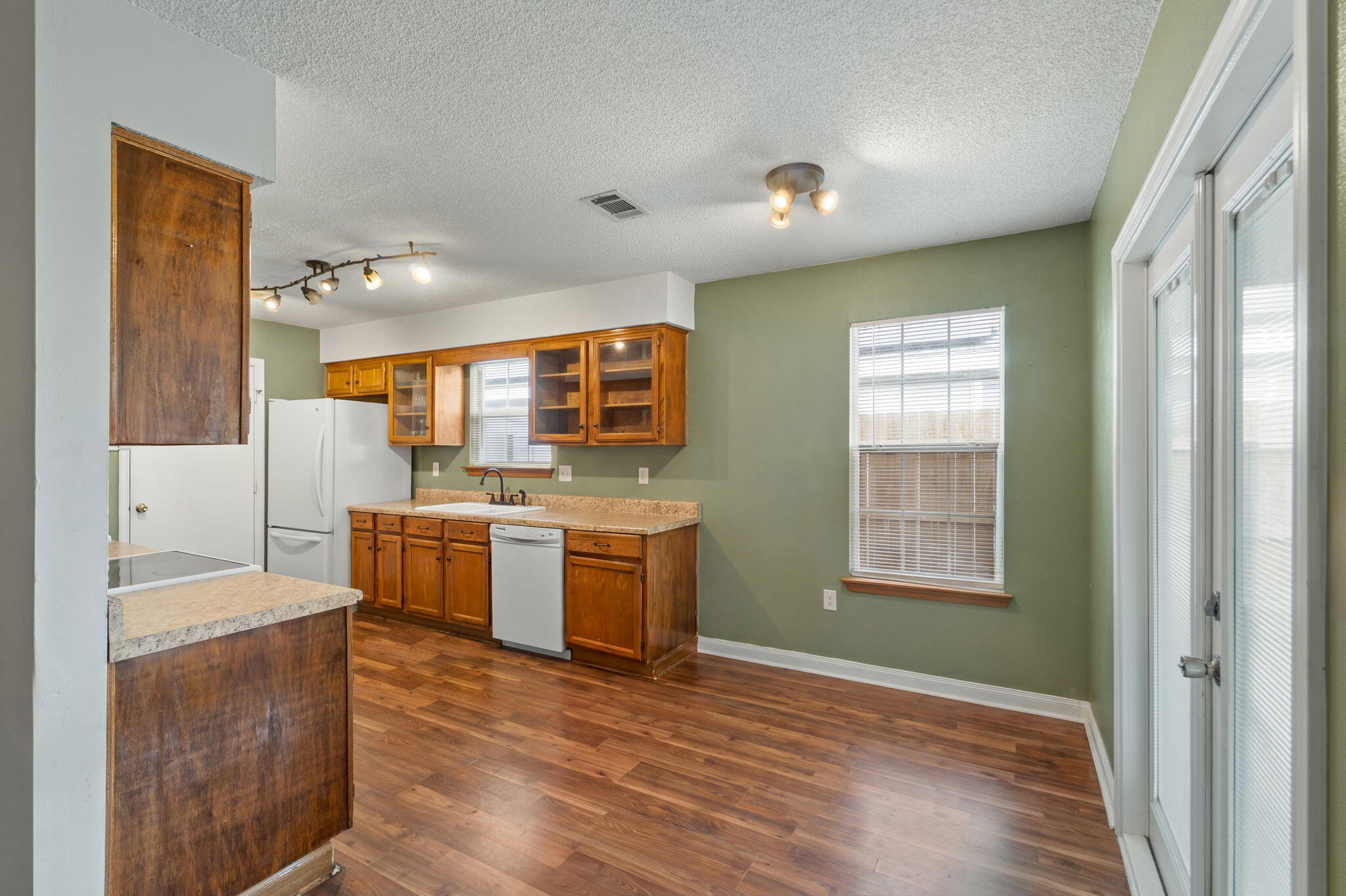 FALCON ESTATES PH 3 - Residential