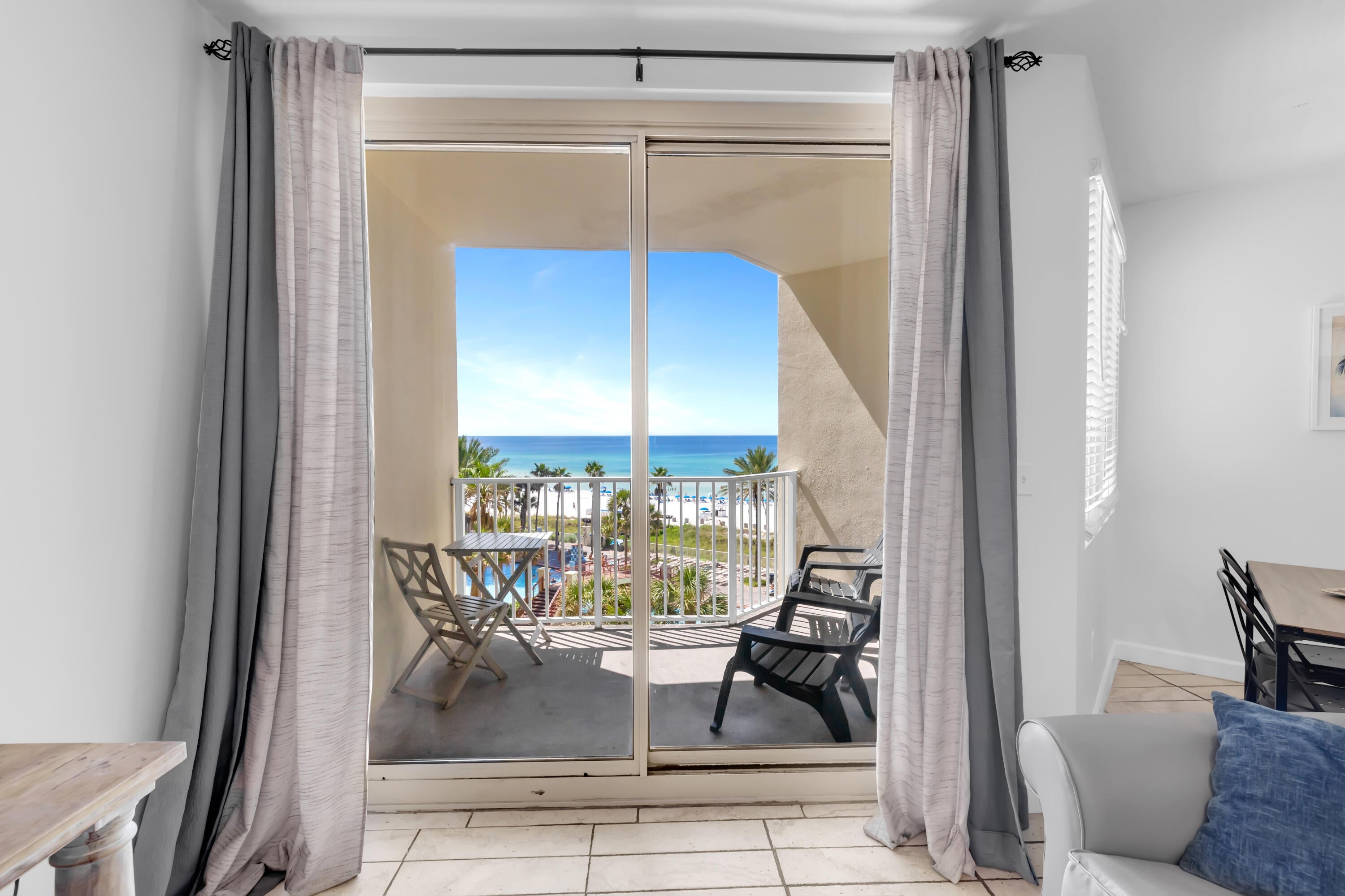 SHORES OF PANAMA - Residential