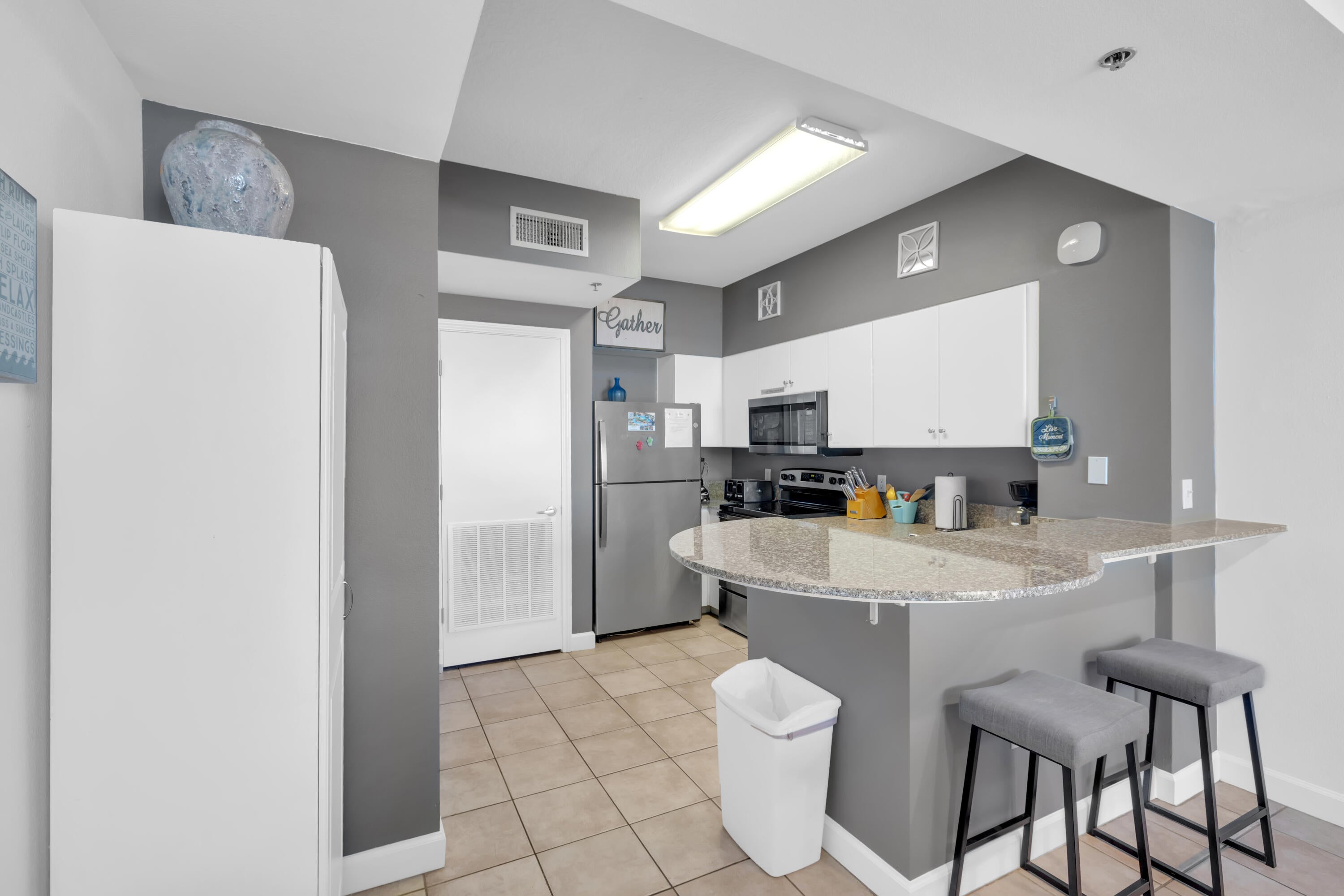SHORES OF PANAMA - Residential
