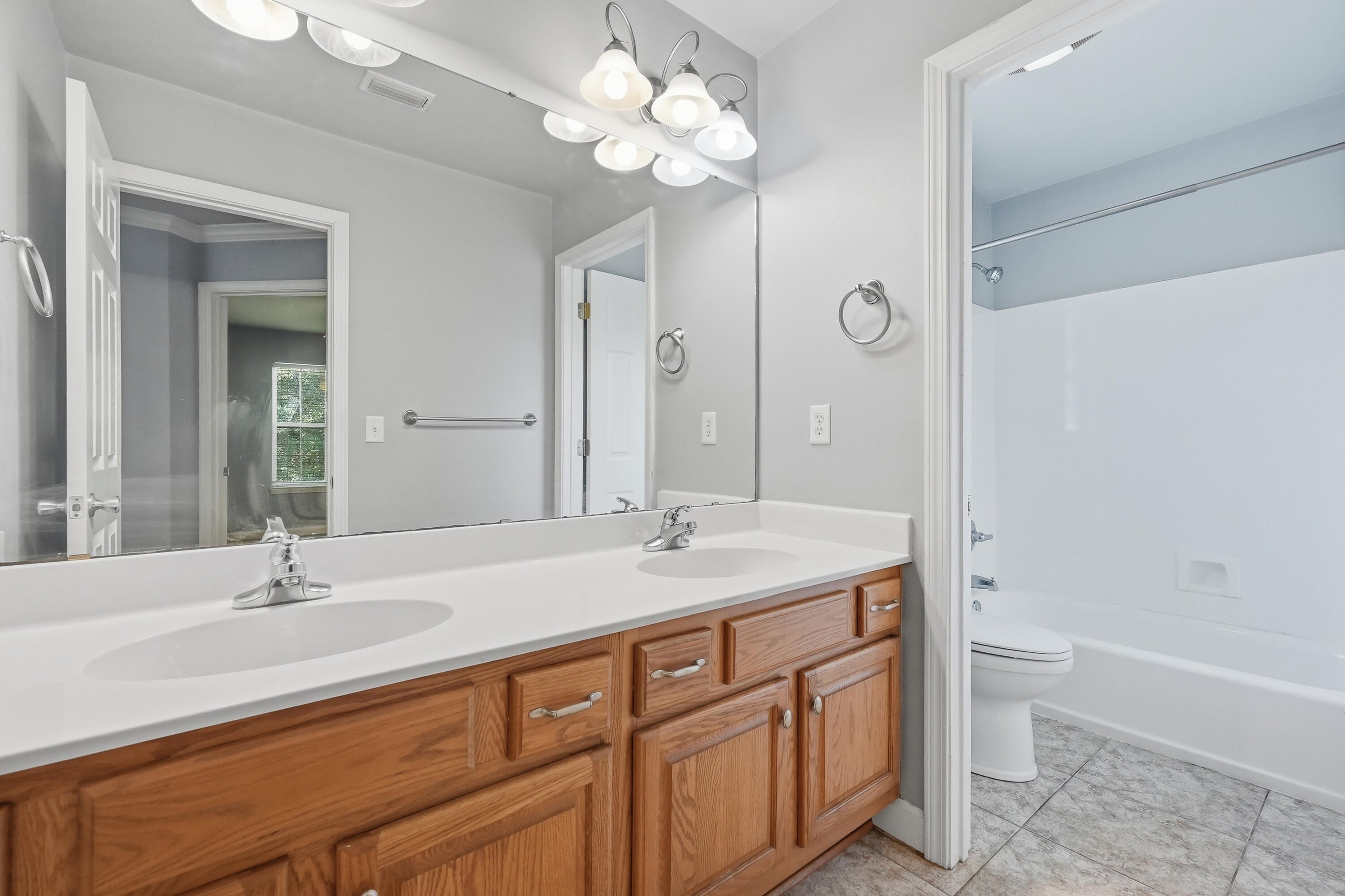 ROCKYWOOD PH 5 - Residential Lease