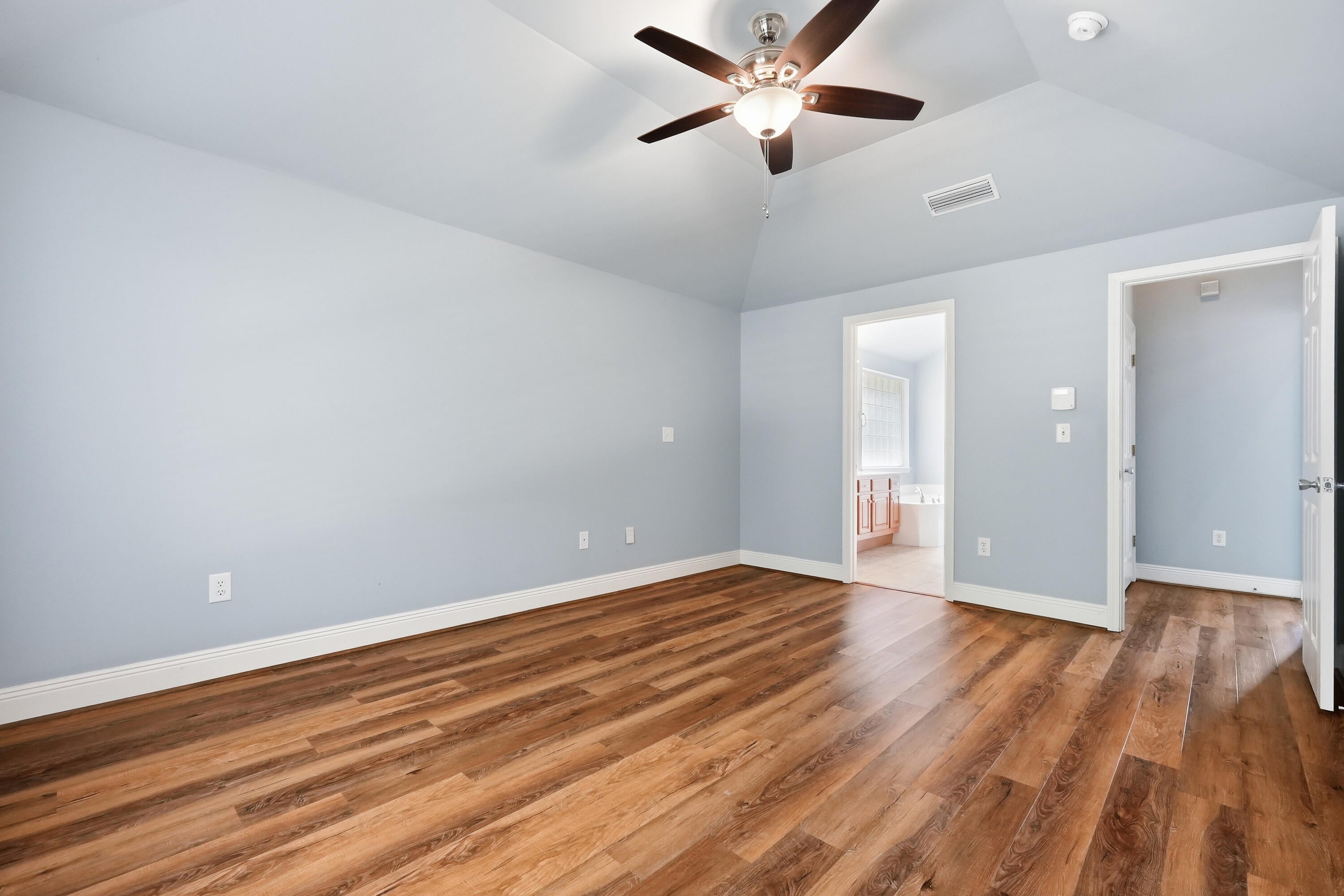 ROCKYWOOD PH 5 - Residential Lease