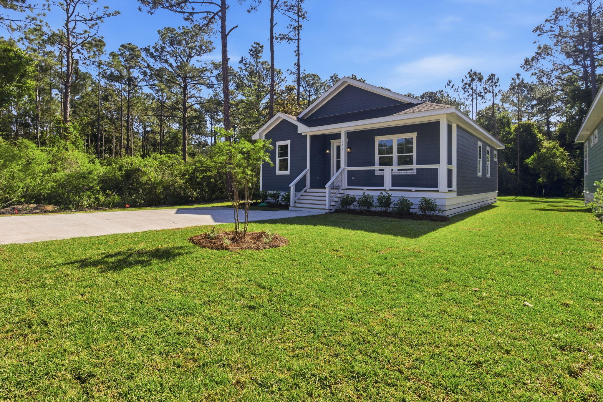 TOWN OF SANTA ROSA - Residential