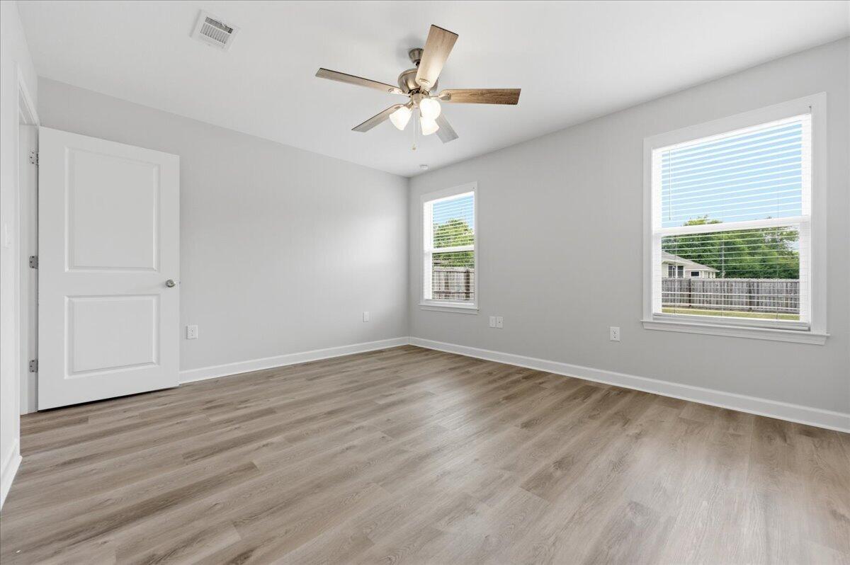 GARDEN CITY - Residential Lease