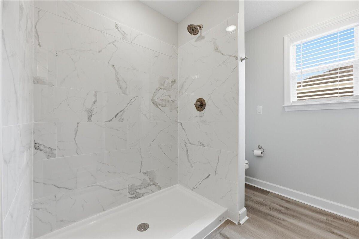 GARDEN CITY - Residential Lease