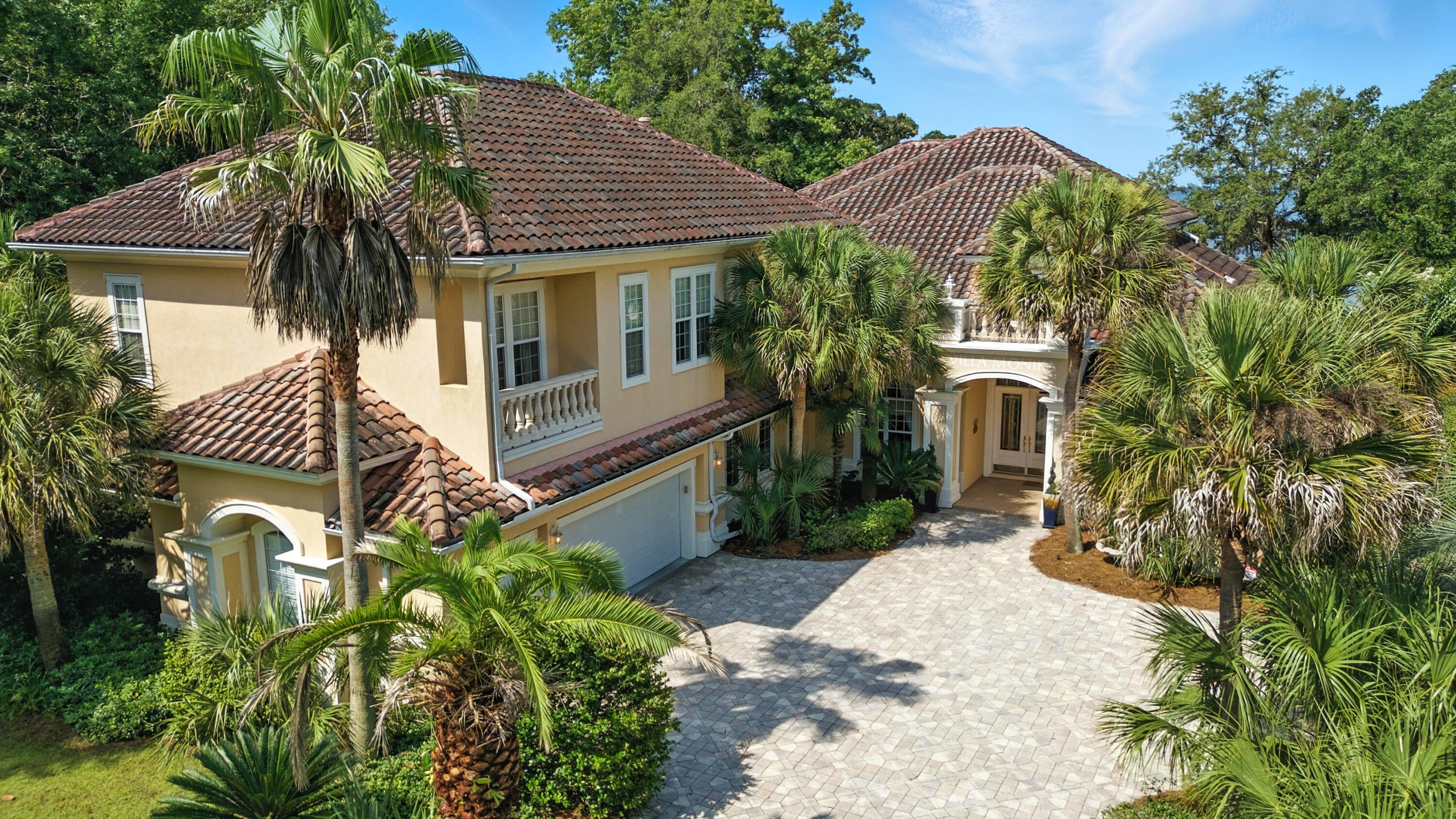 LIDO VILLAGE - Residential