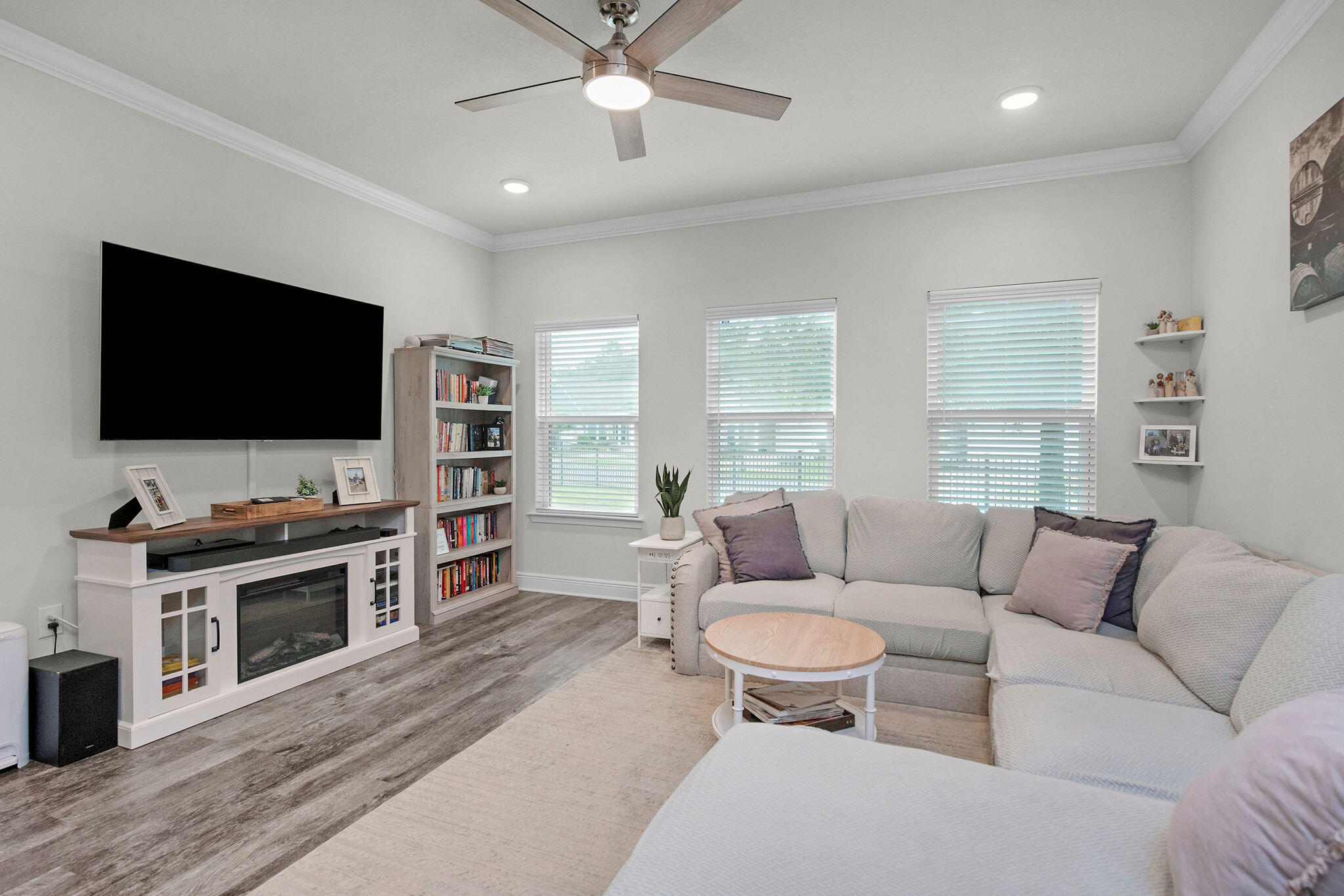 HAMMOCK BAY - Residential