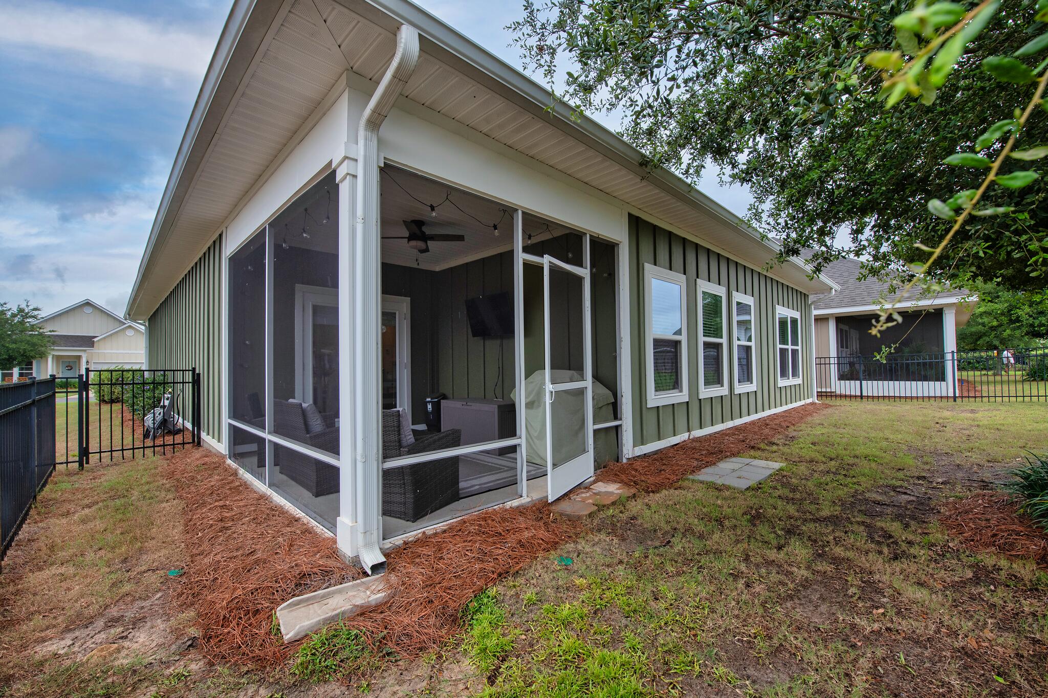 HAMMOCK BAY - Residential