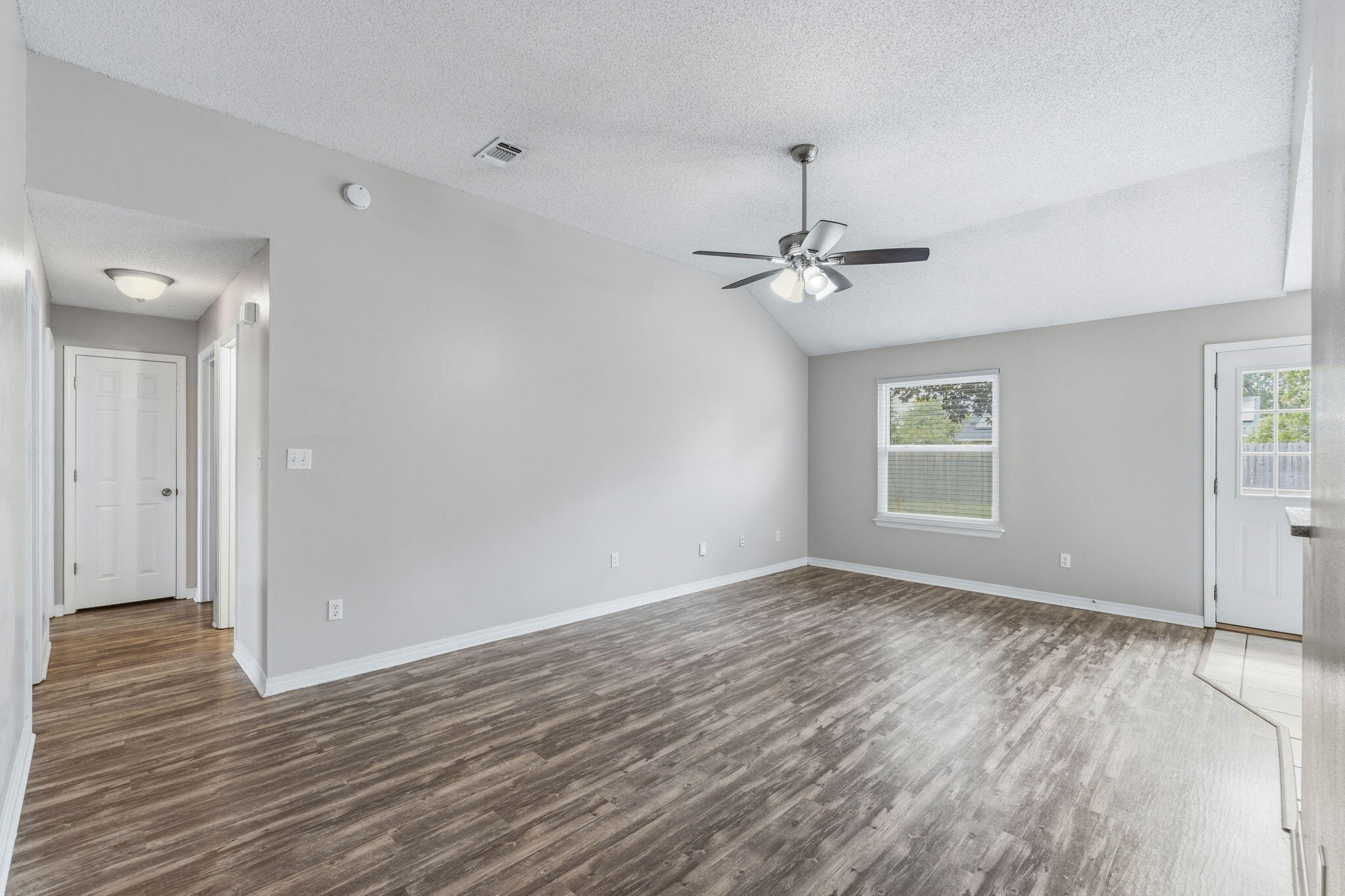 ORION LAKE - Residential