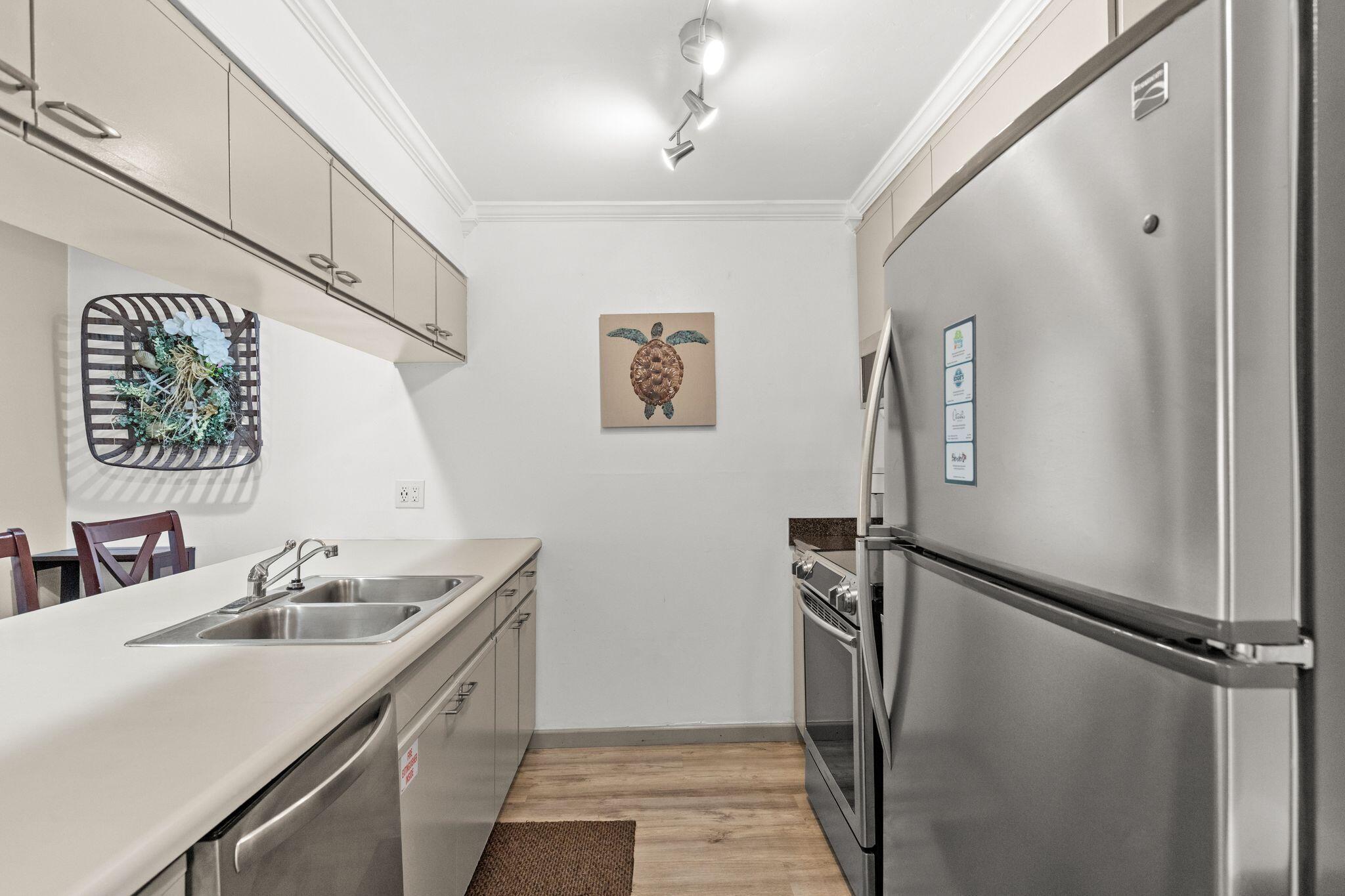 EDGEWATER - Residential