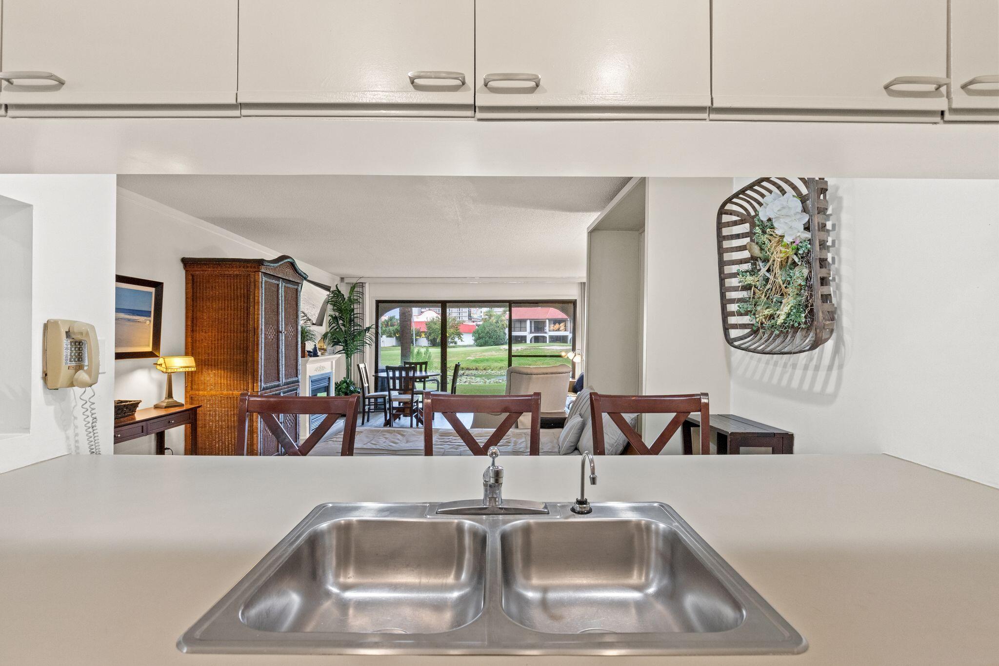 EDGEWATER - Residential