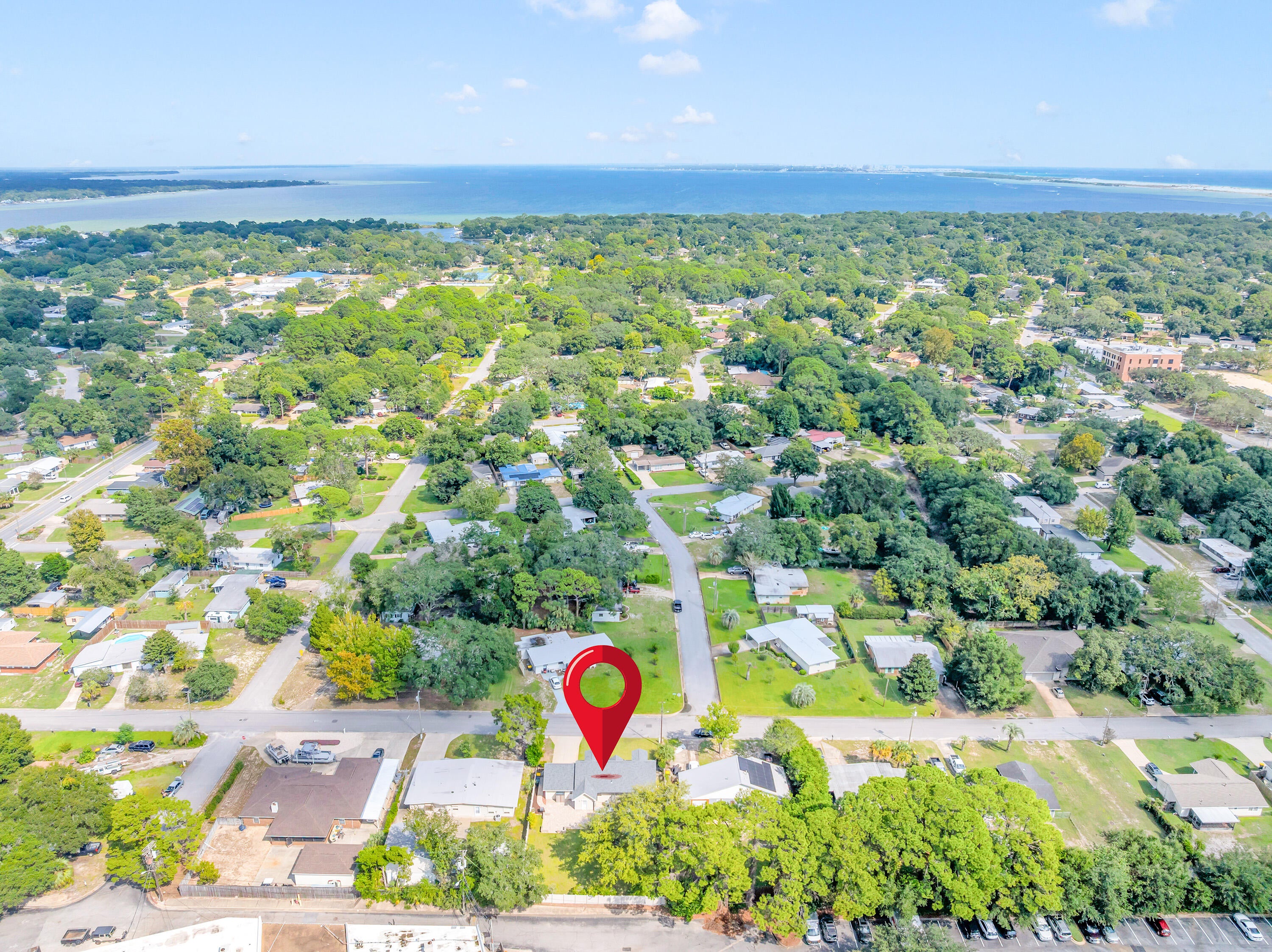 YACHT CLUB ESTATES - Residential