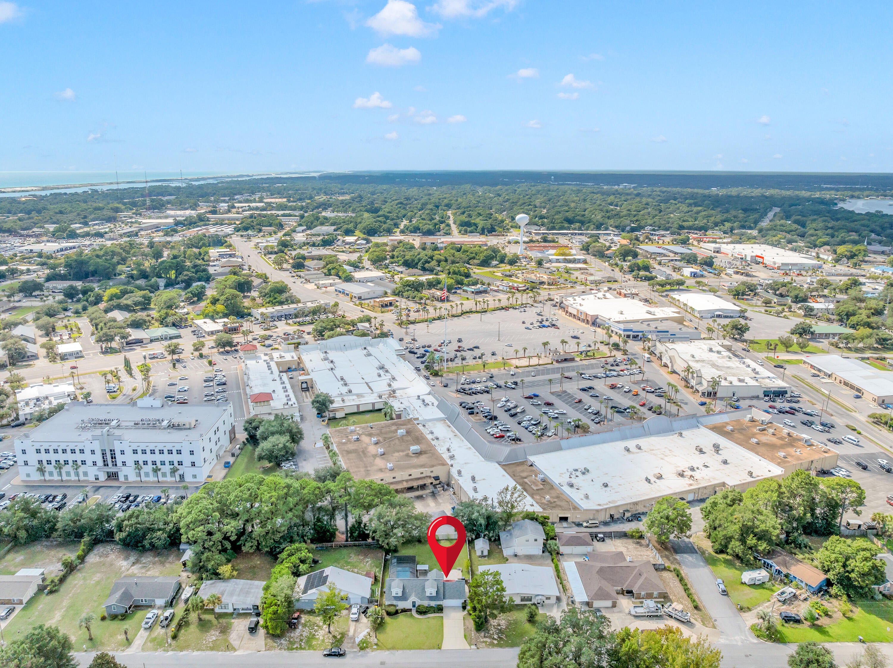 YACHT CLUB ESTATES - Residential