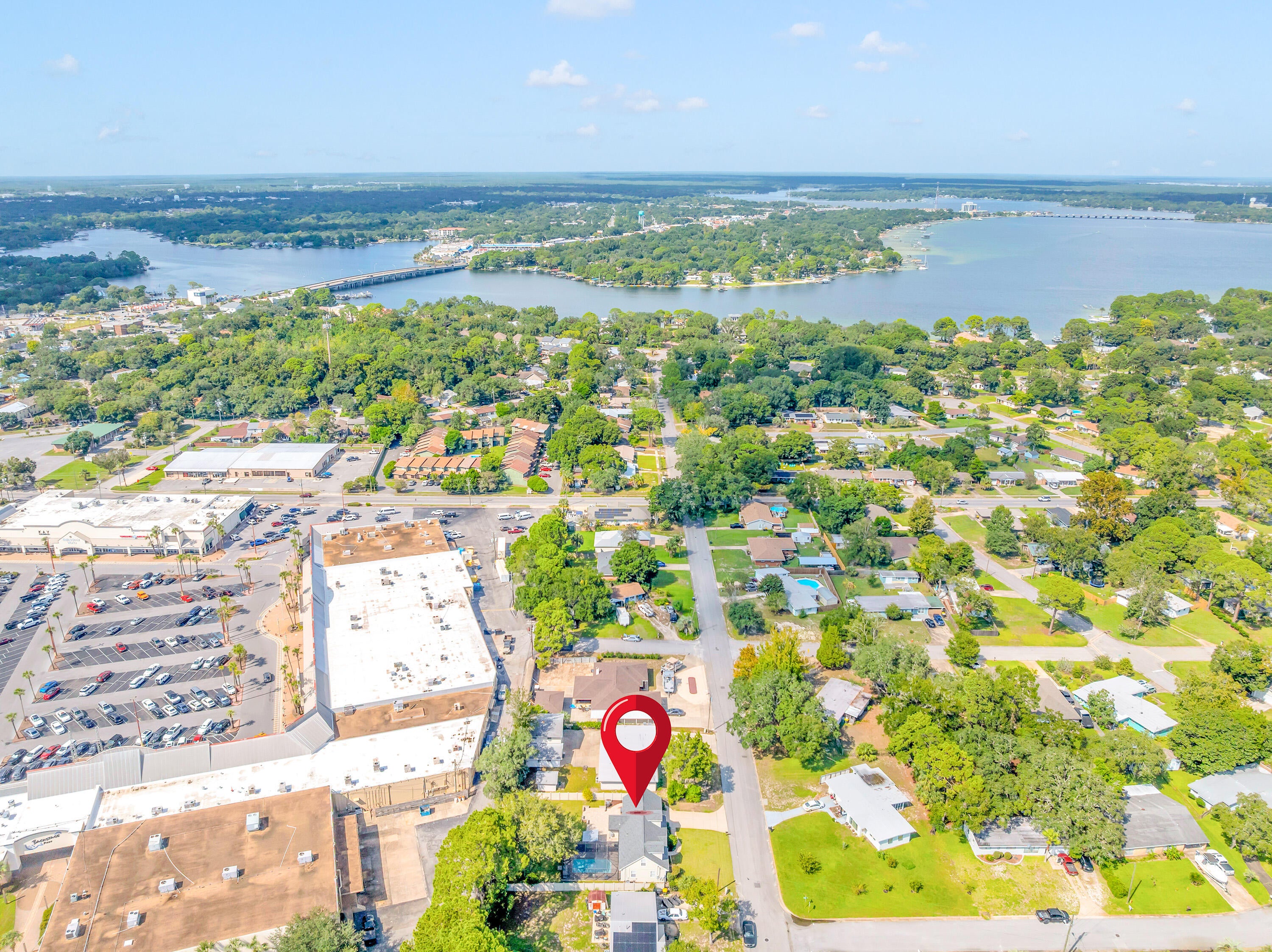 YACHT CLUB ESTATES - Residential