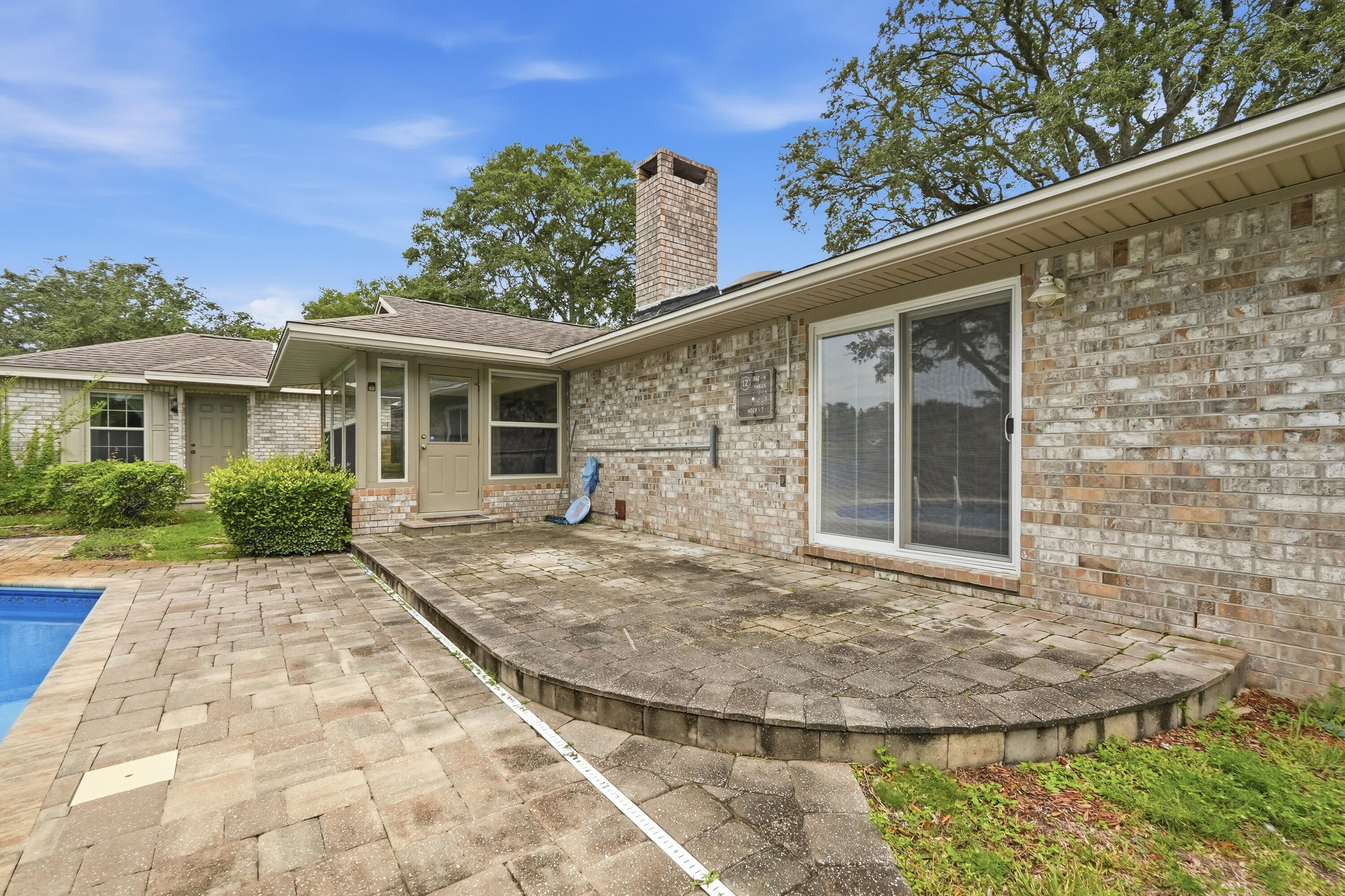LAKE LORRAINE ESTATES - Residential