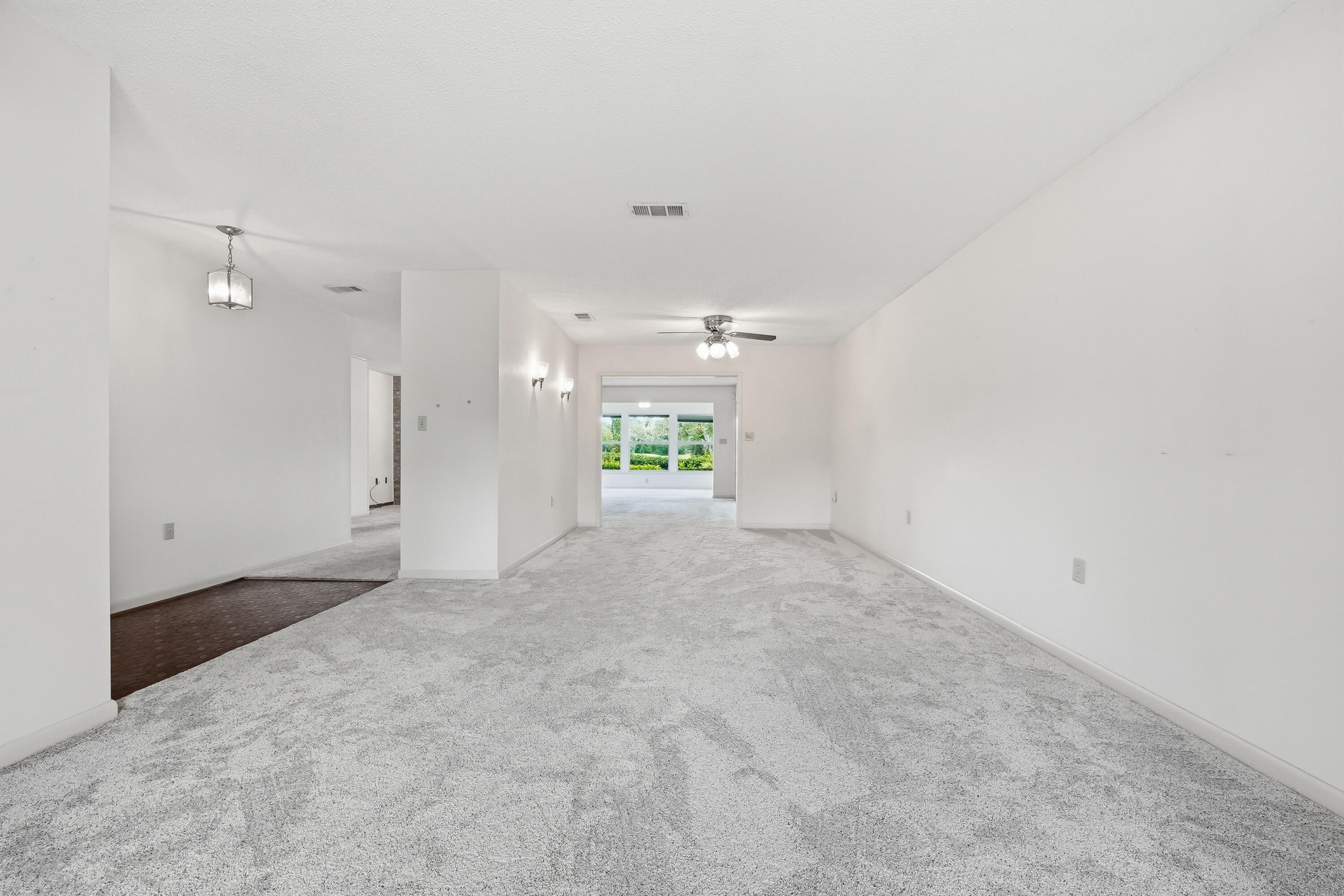 LAKE LORRAINE ESTATES - Residential