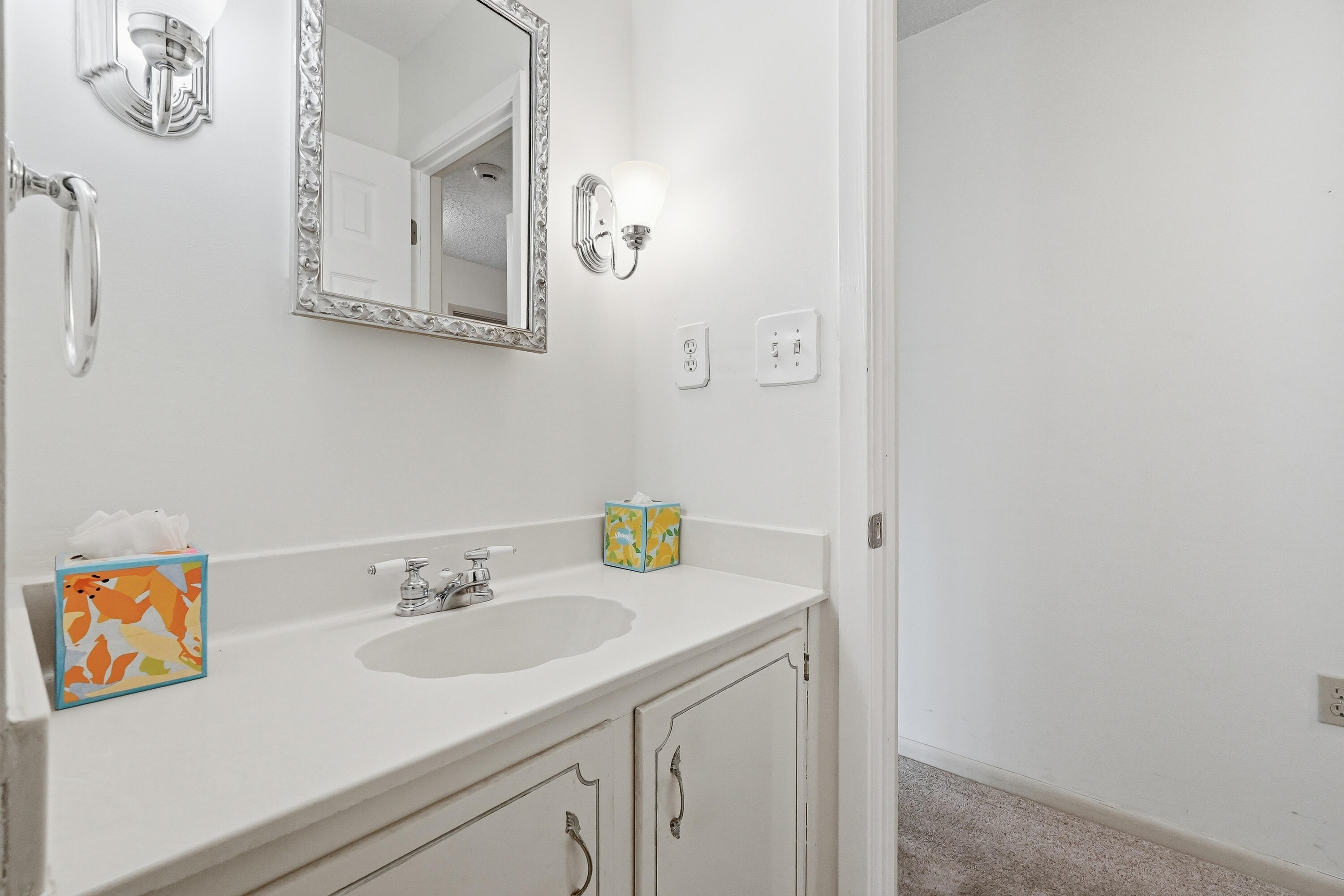LAKE LORRAINE ESTATES - Residential