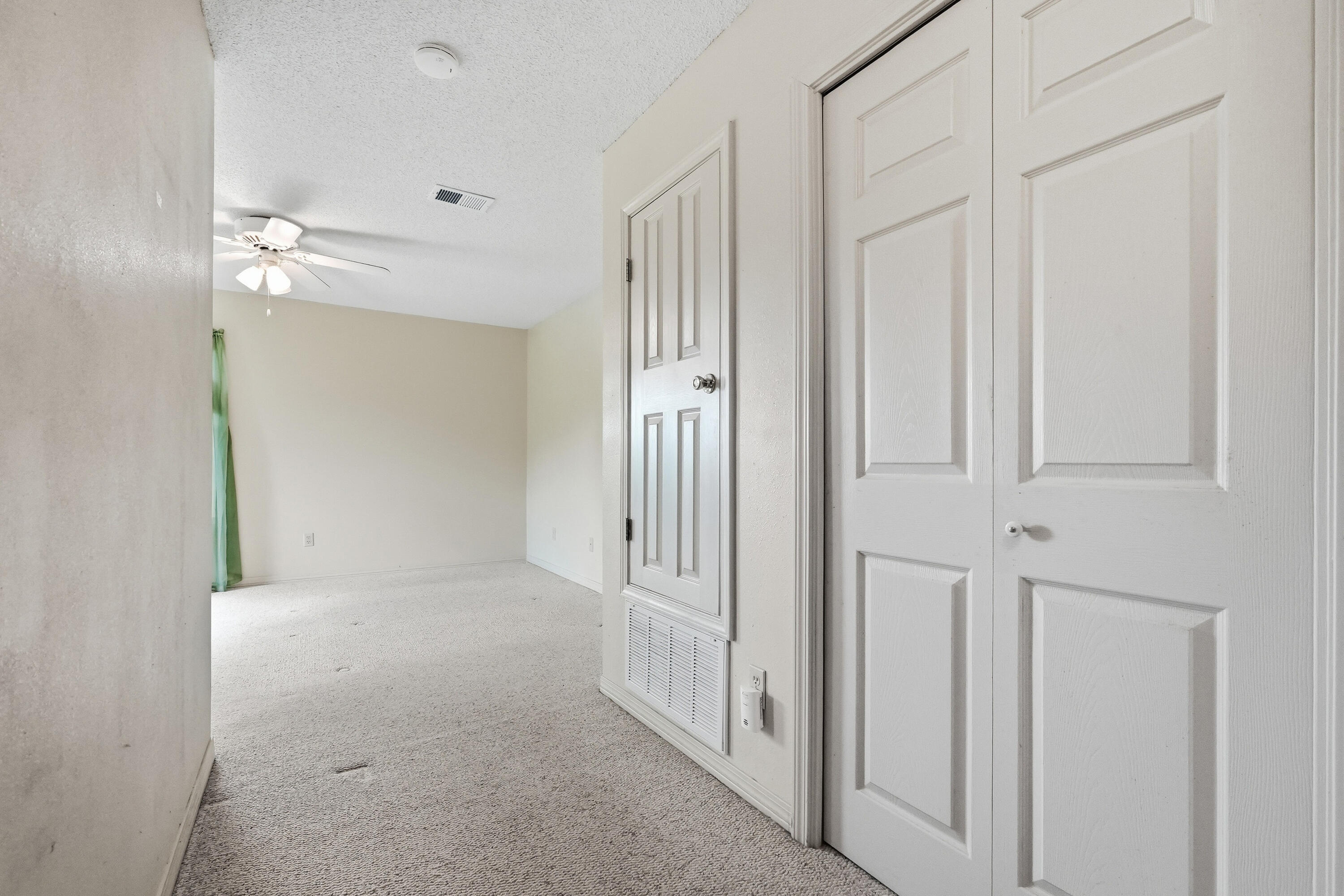 LAKE LORRAINE ESTATES - Residential