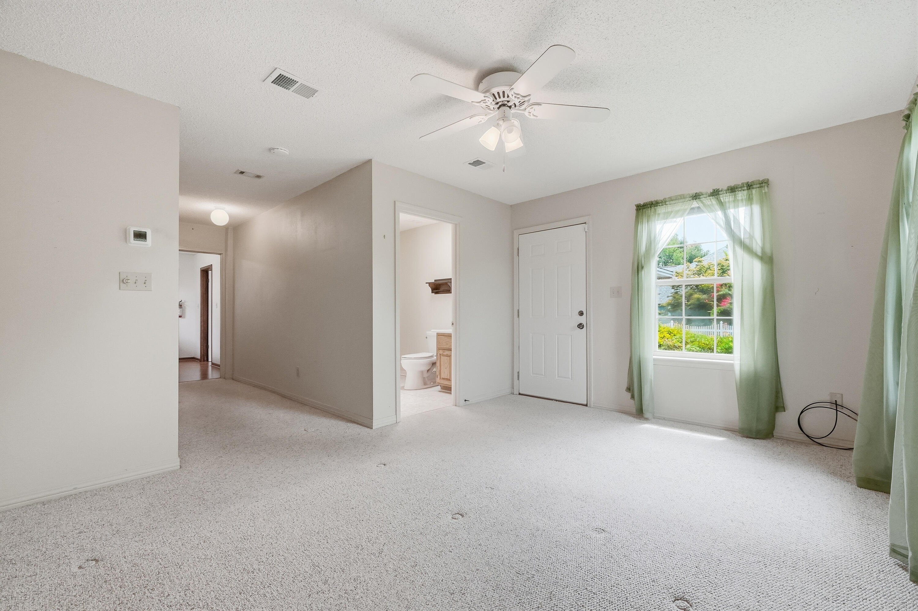 LAKE LORRAINE ESTATES - Residential