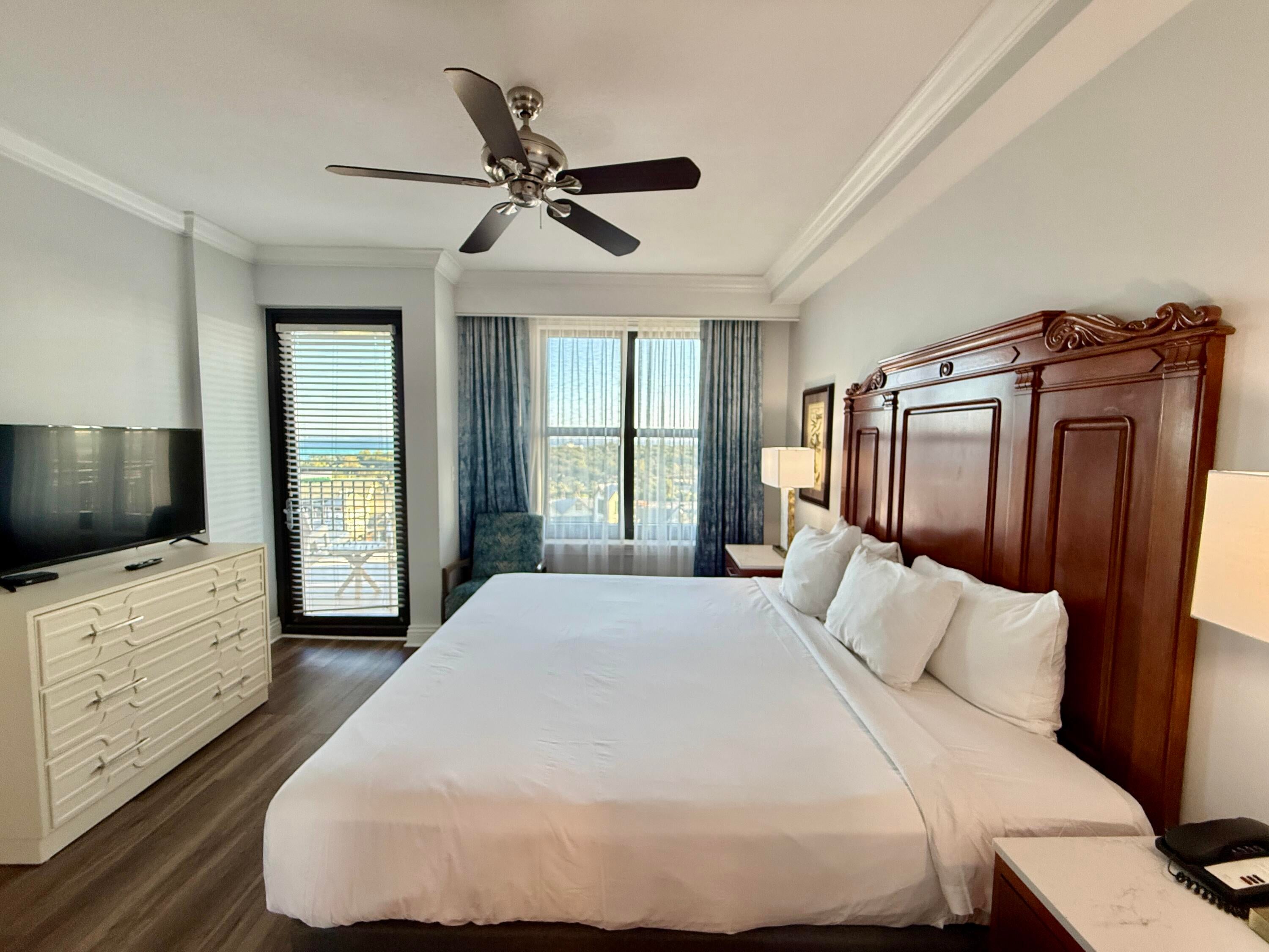 EMERALD GRANDE - Residential