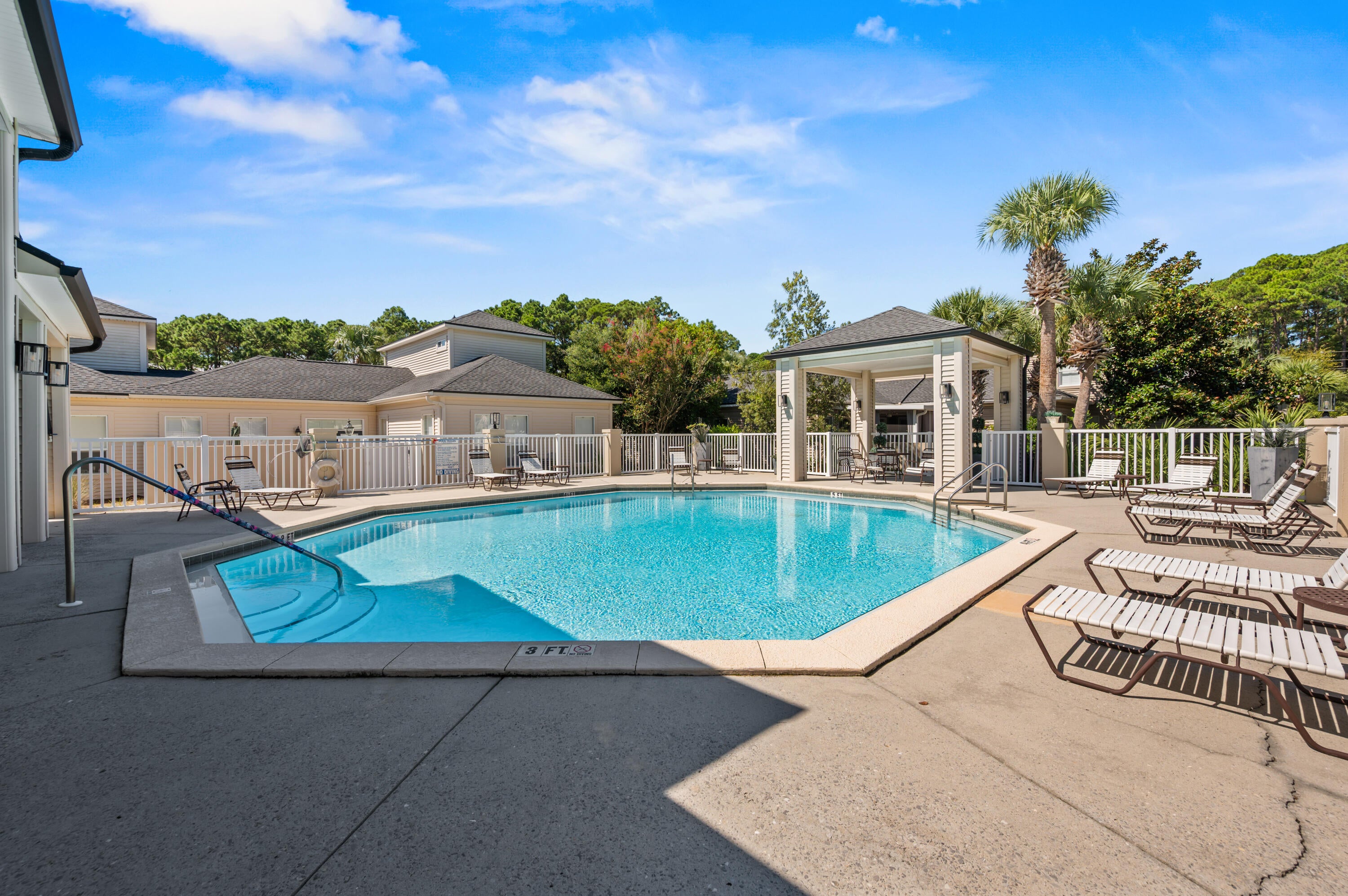 COURTYARDS OF SANTA ROSA BEACH - Residential