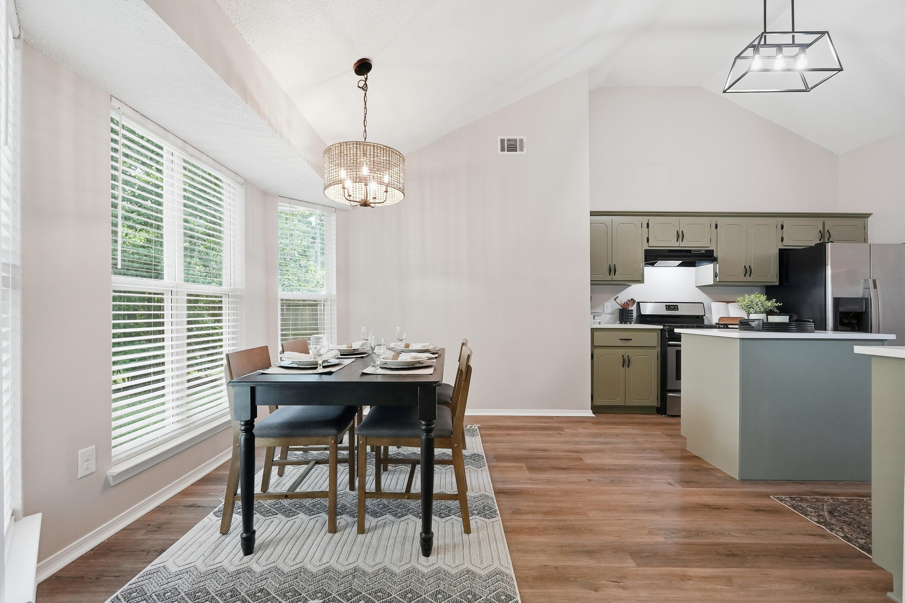 PINNACLE POINT - Residential