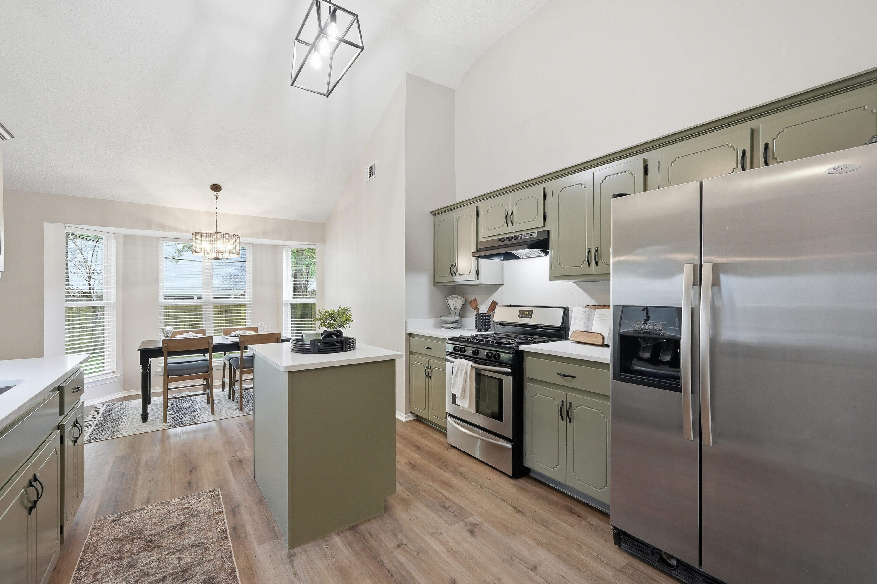 PINNACLE POINT - Residential