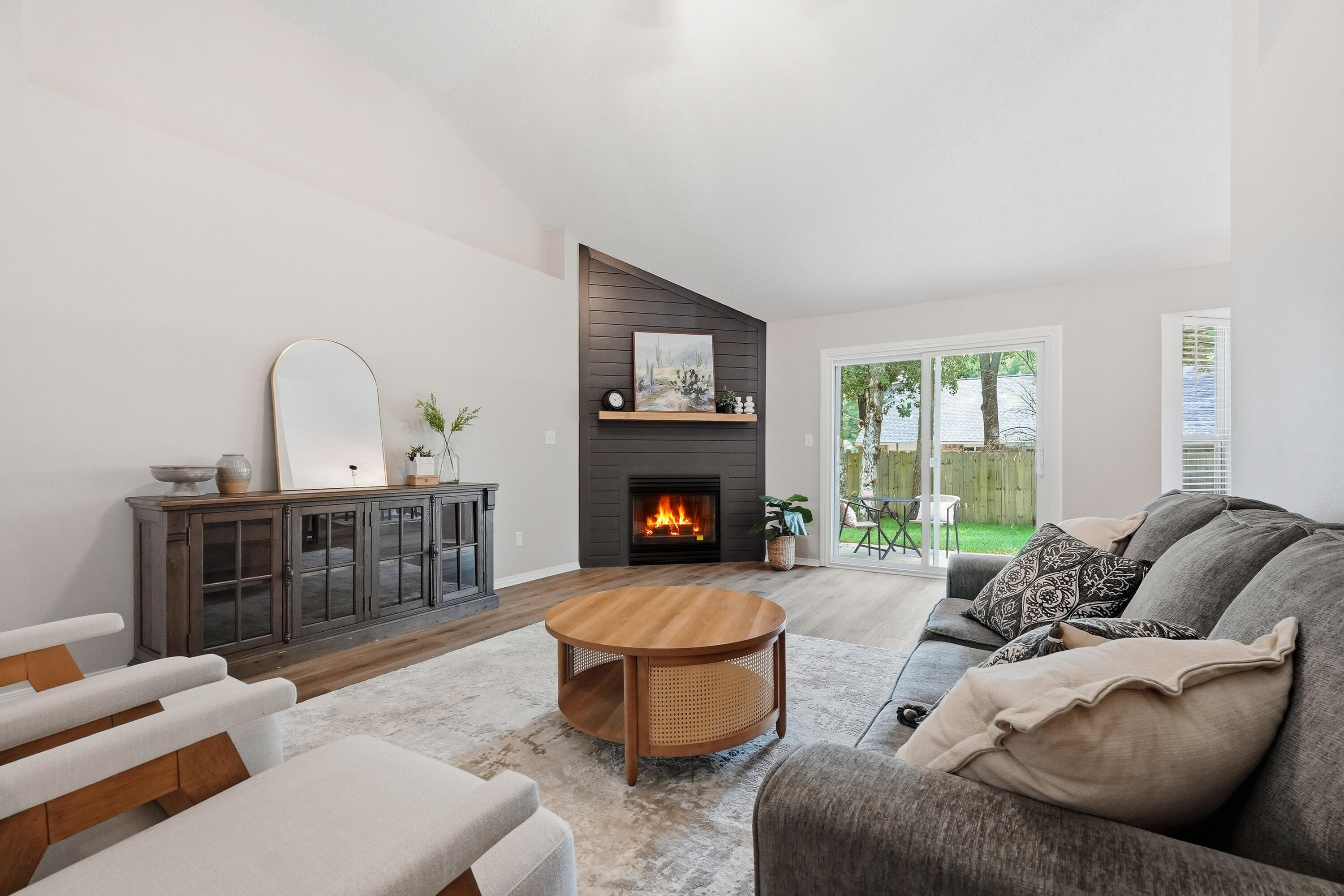 PINNACLE POINT - Residential