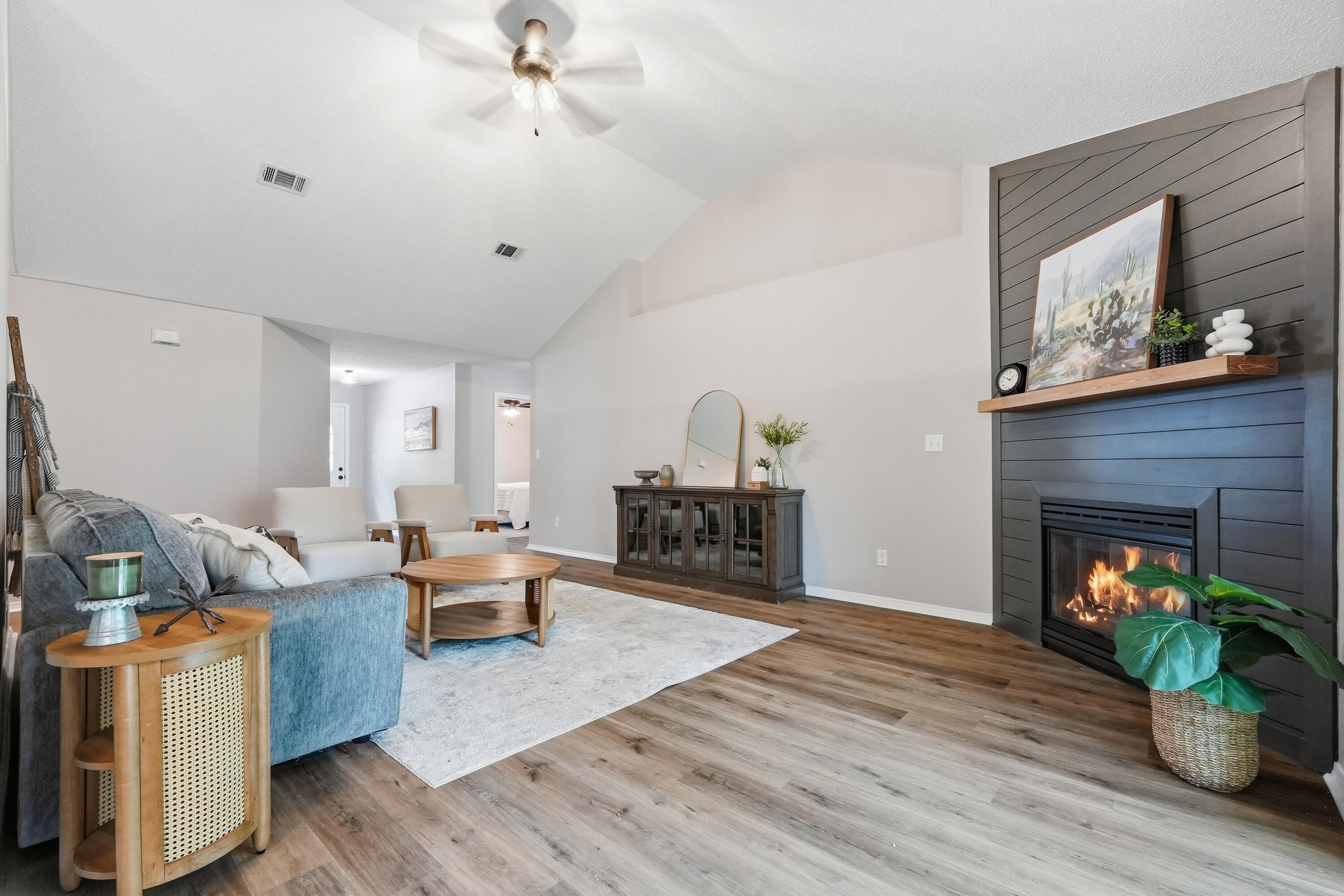 PINNACLE POINT - Residential